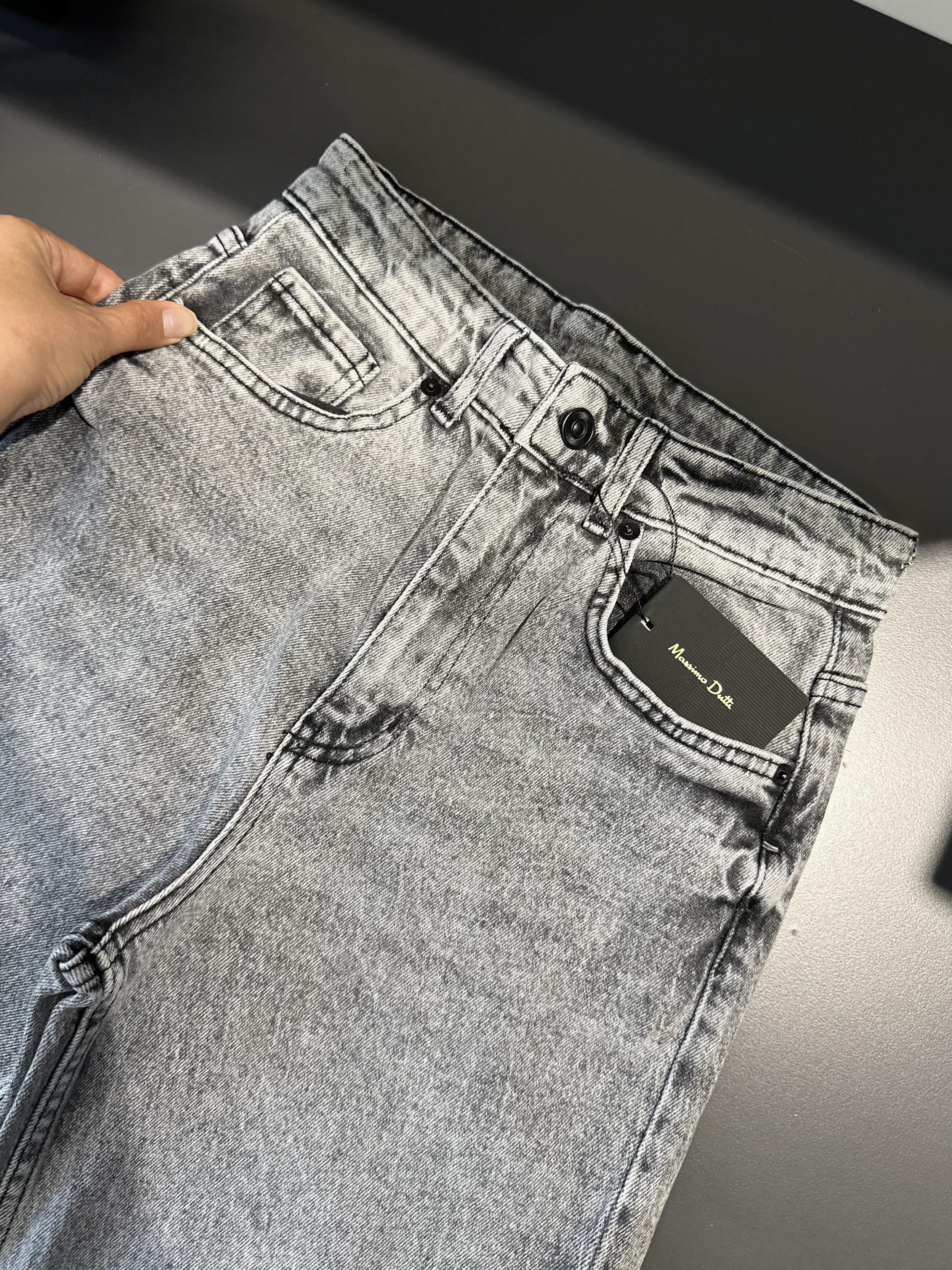 Gri Massi Wide Lige Jean