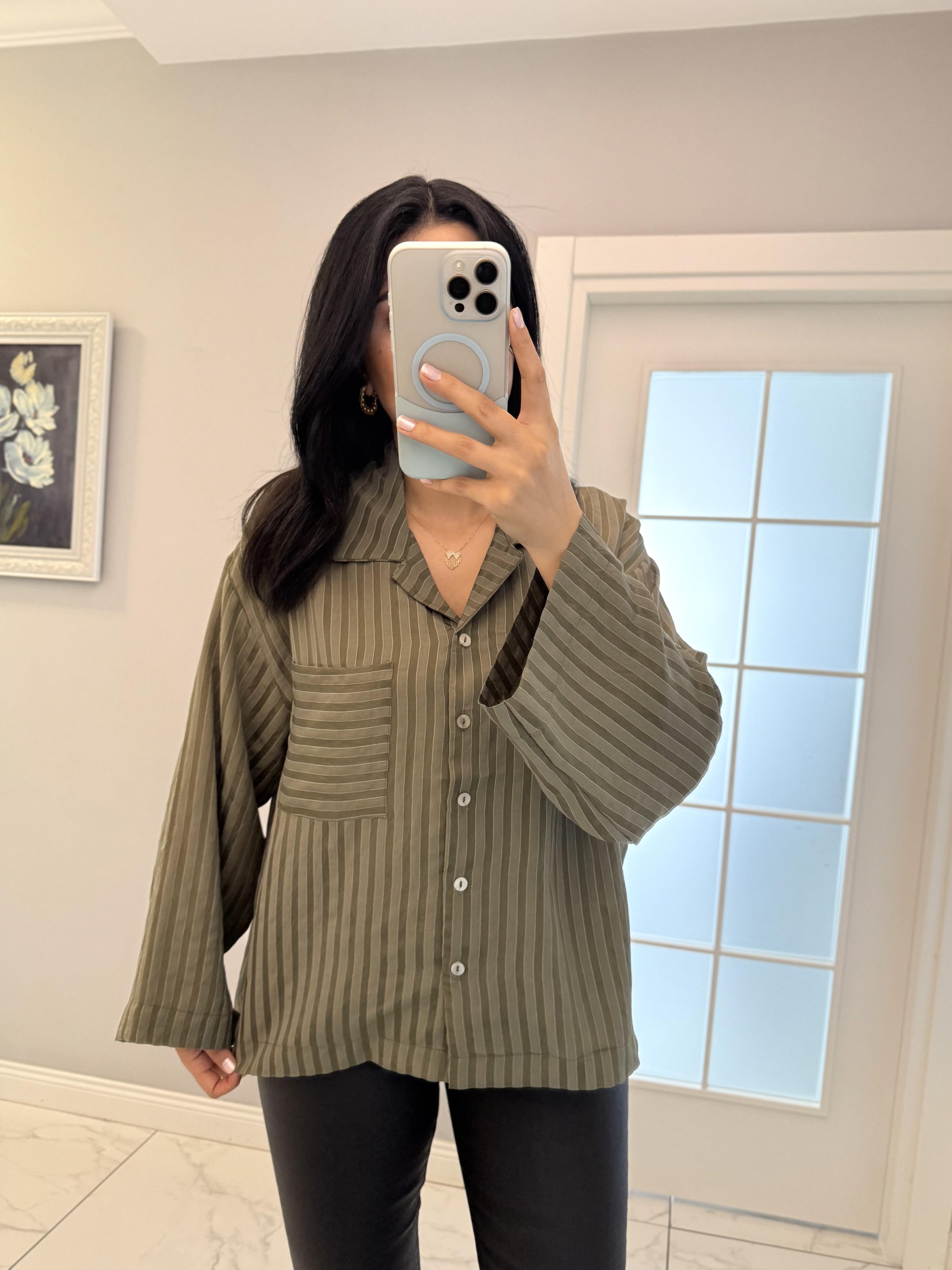 Haki Geniş Kol Çizgili Oversize Gömlek 