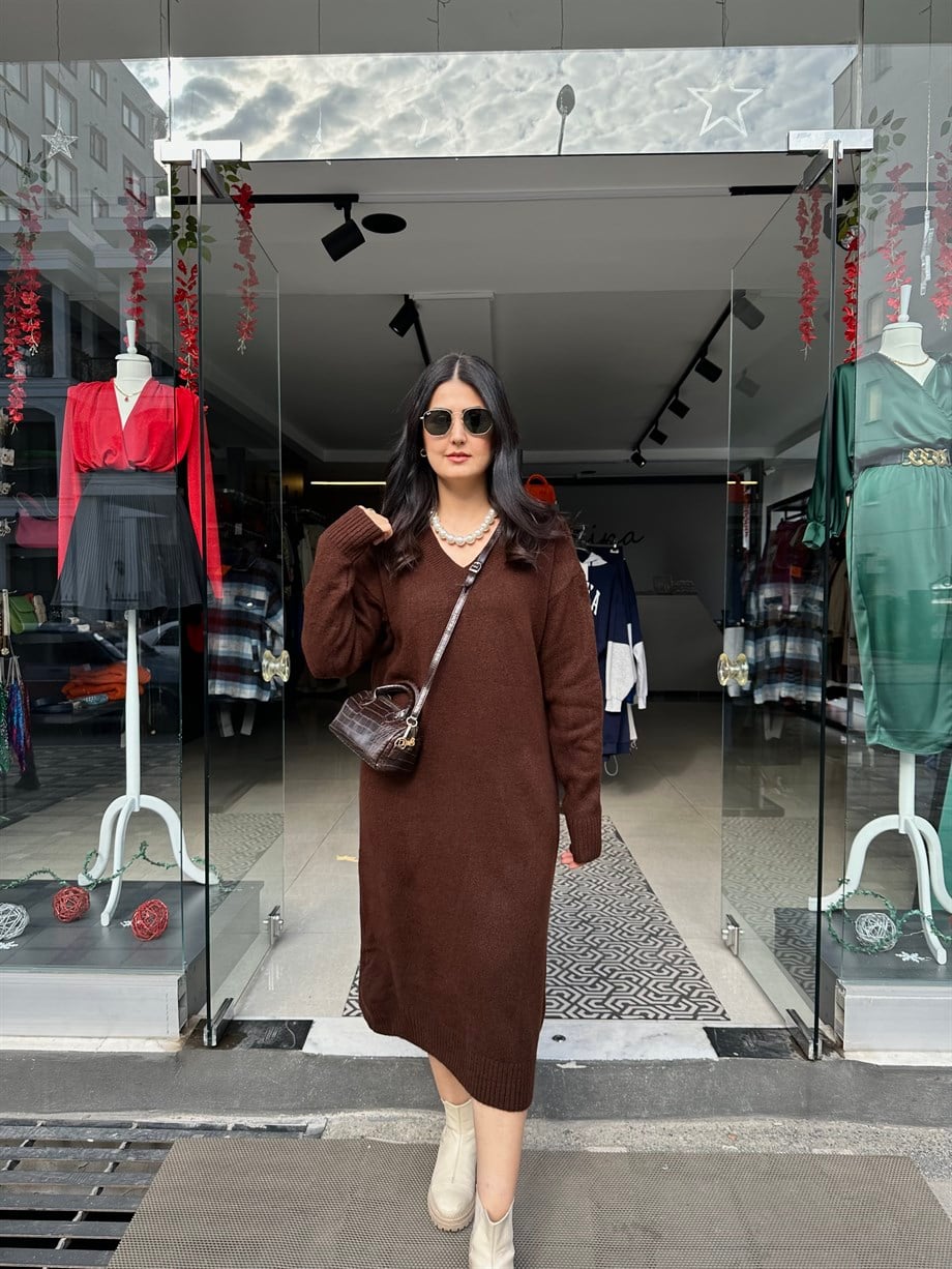 Kahverengi V Yaka Triko Elbise