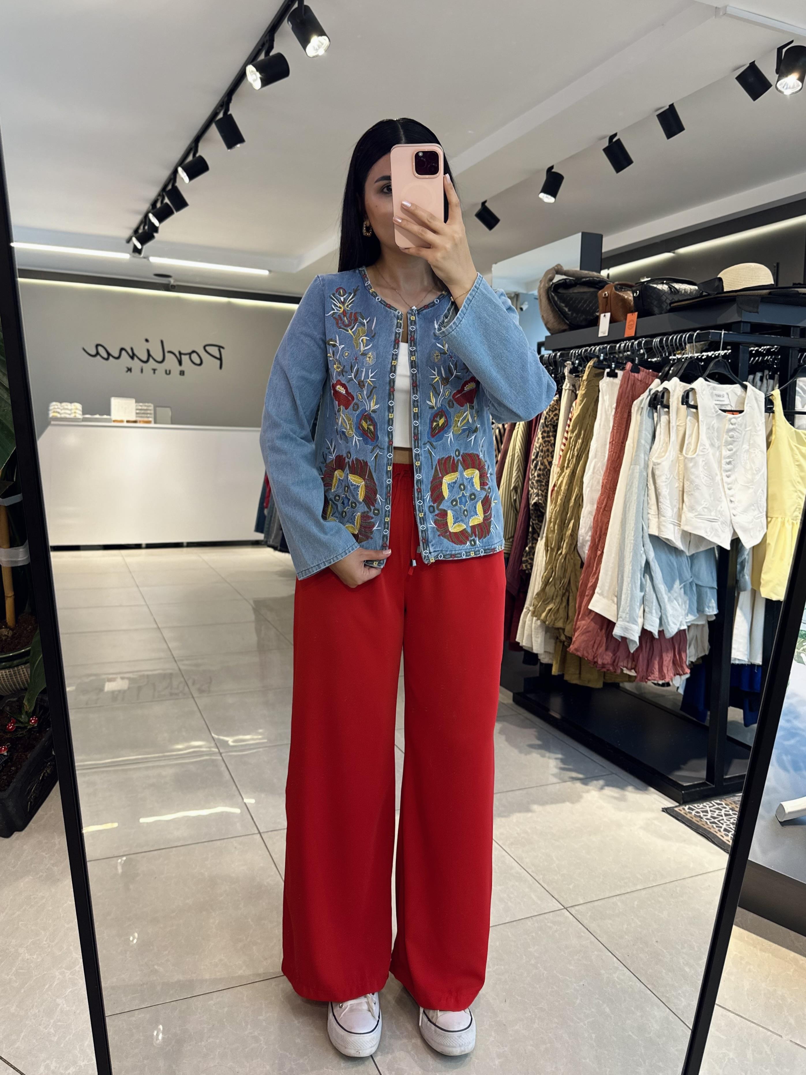 Kırmızı Beli Lastikli Bol Paça Pantolon