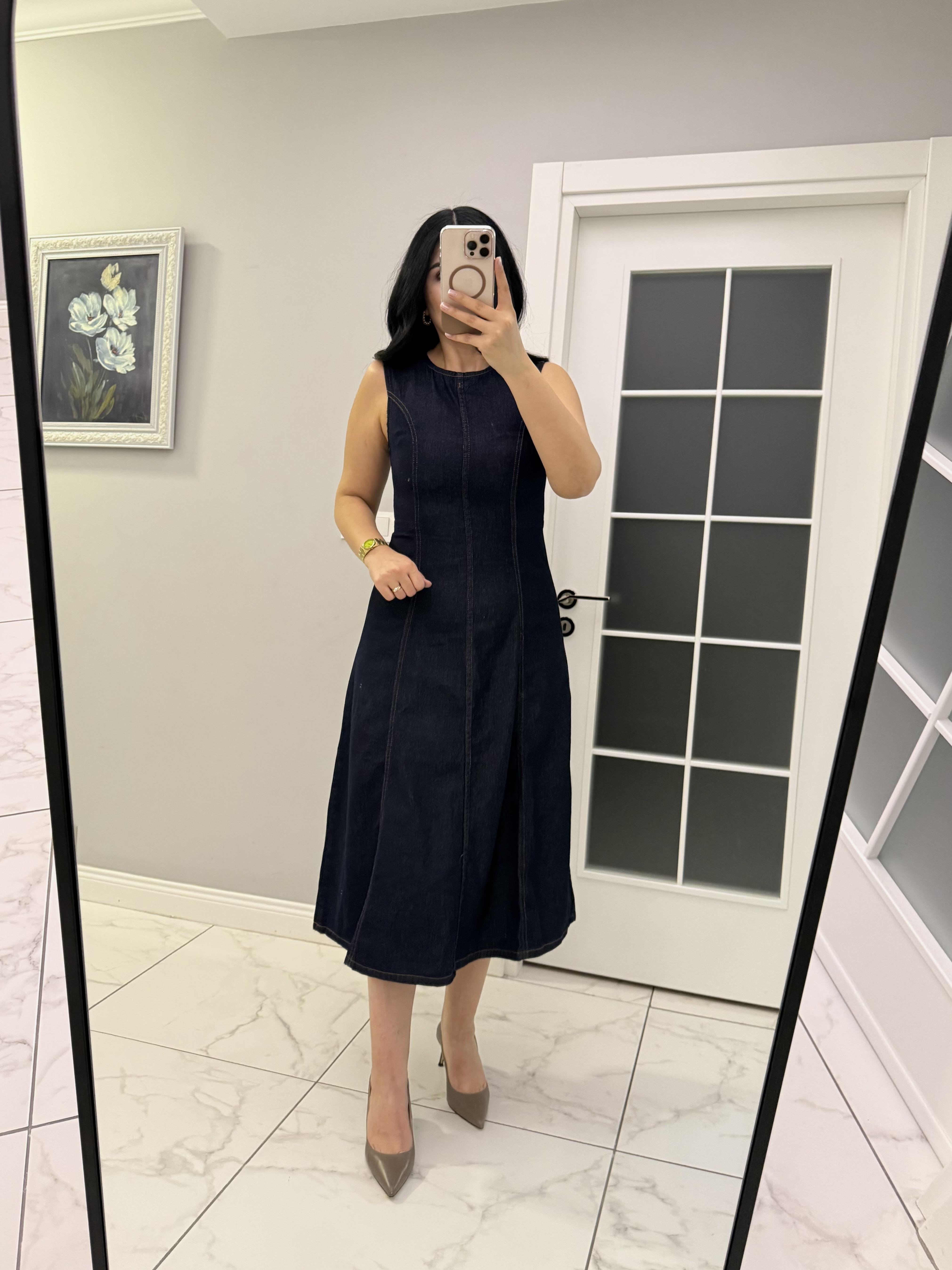 Koyu Mavi Dikiş Detaylı Midi Boy Denim Elbise