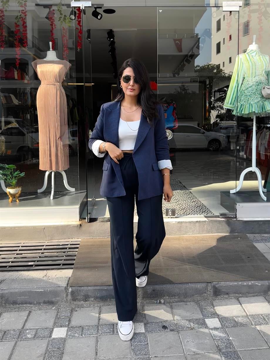 Lacivert Beli Lastikli Ön Dikiş Detaylı Bol Pantolon