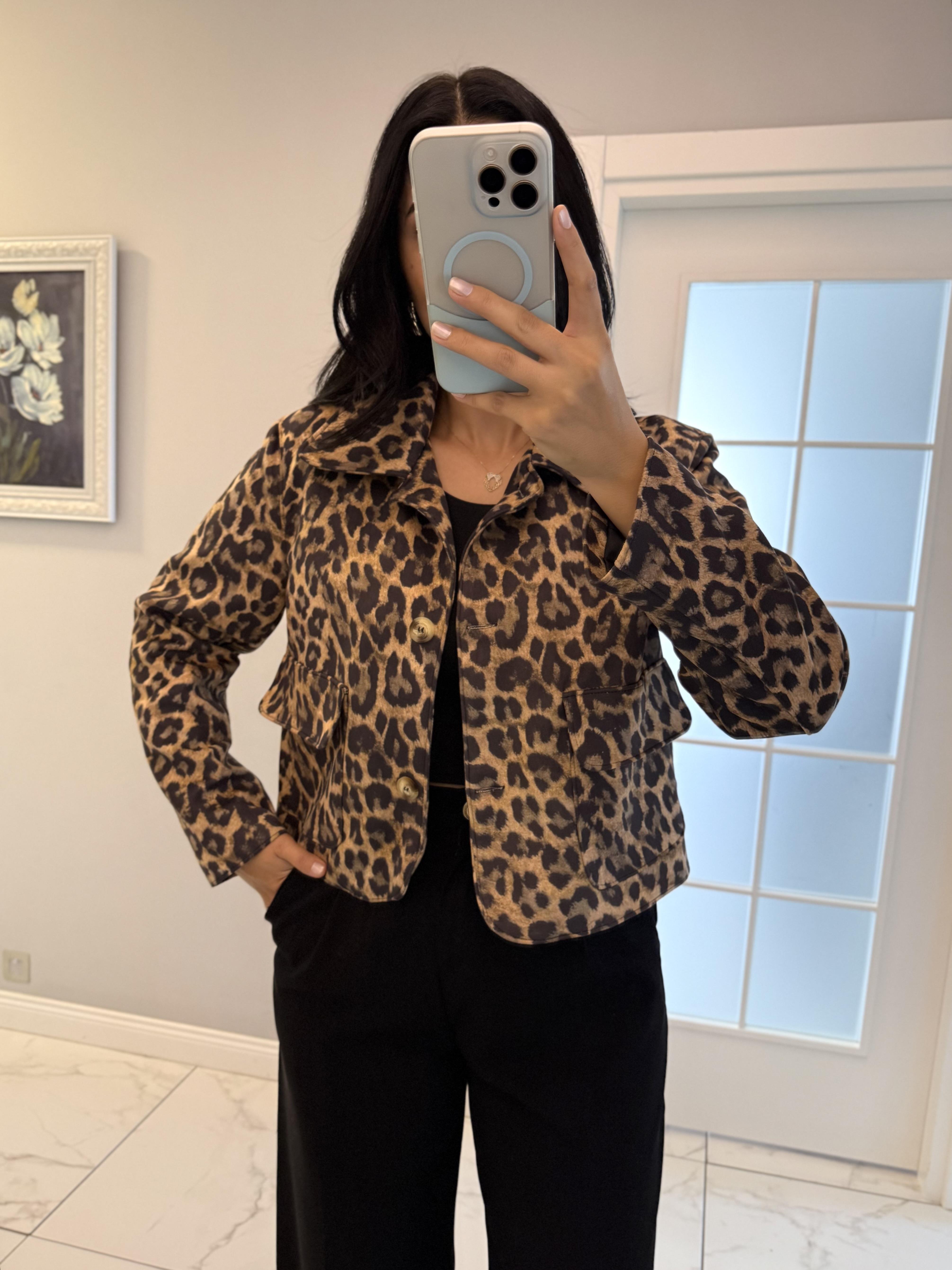 Leopar Desen Düğme Detaylı Ceket