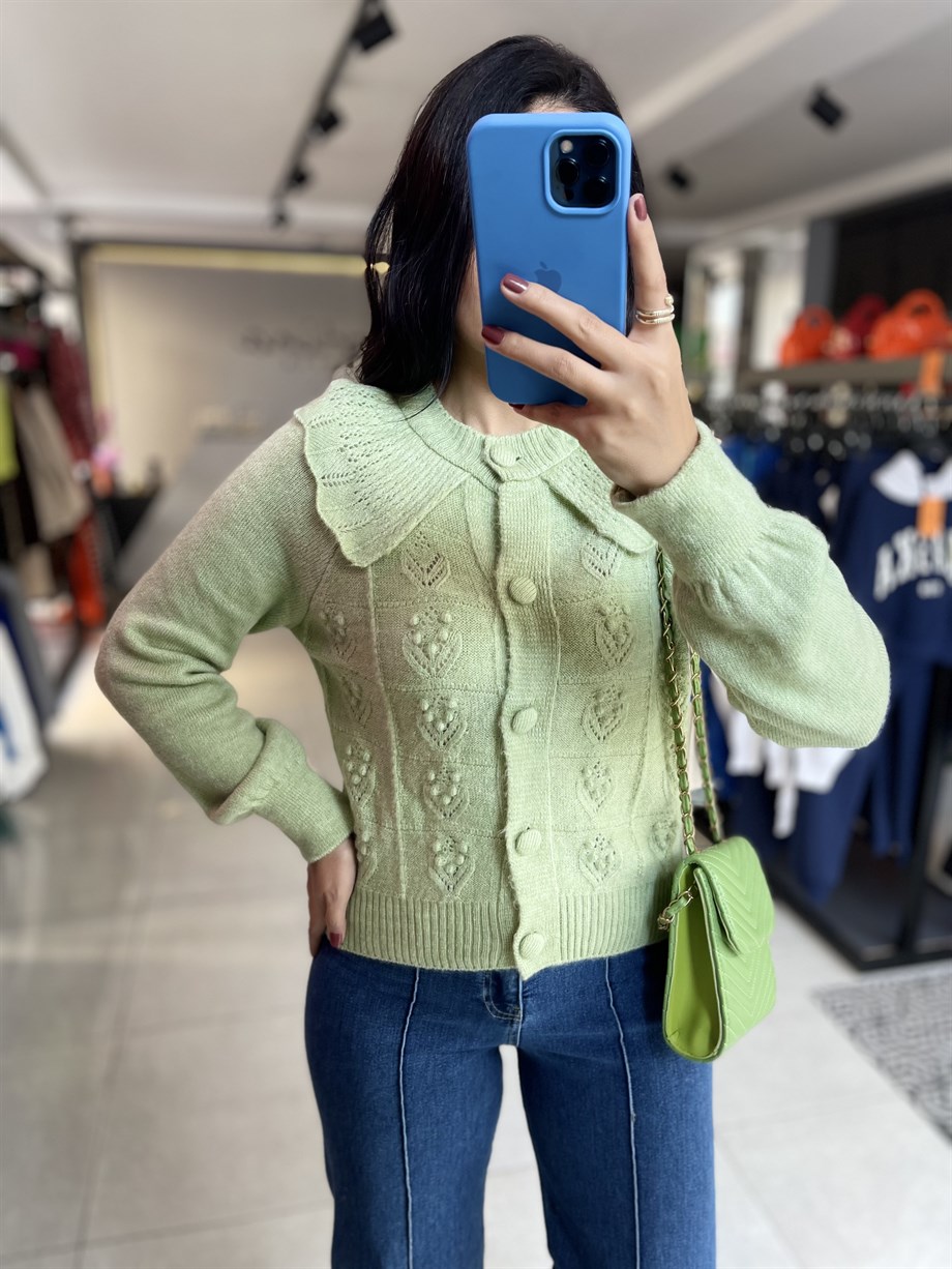 Mint Yeşili Düğme Detaylı Bebe Yaka Kazak