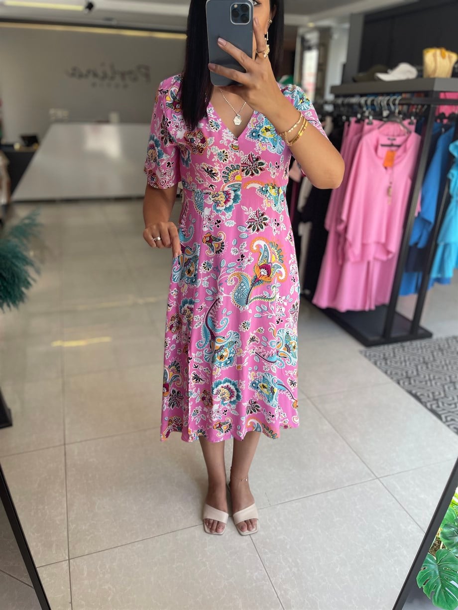 Pembe Desenli Viskon Elbise