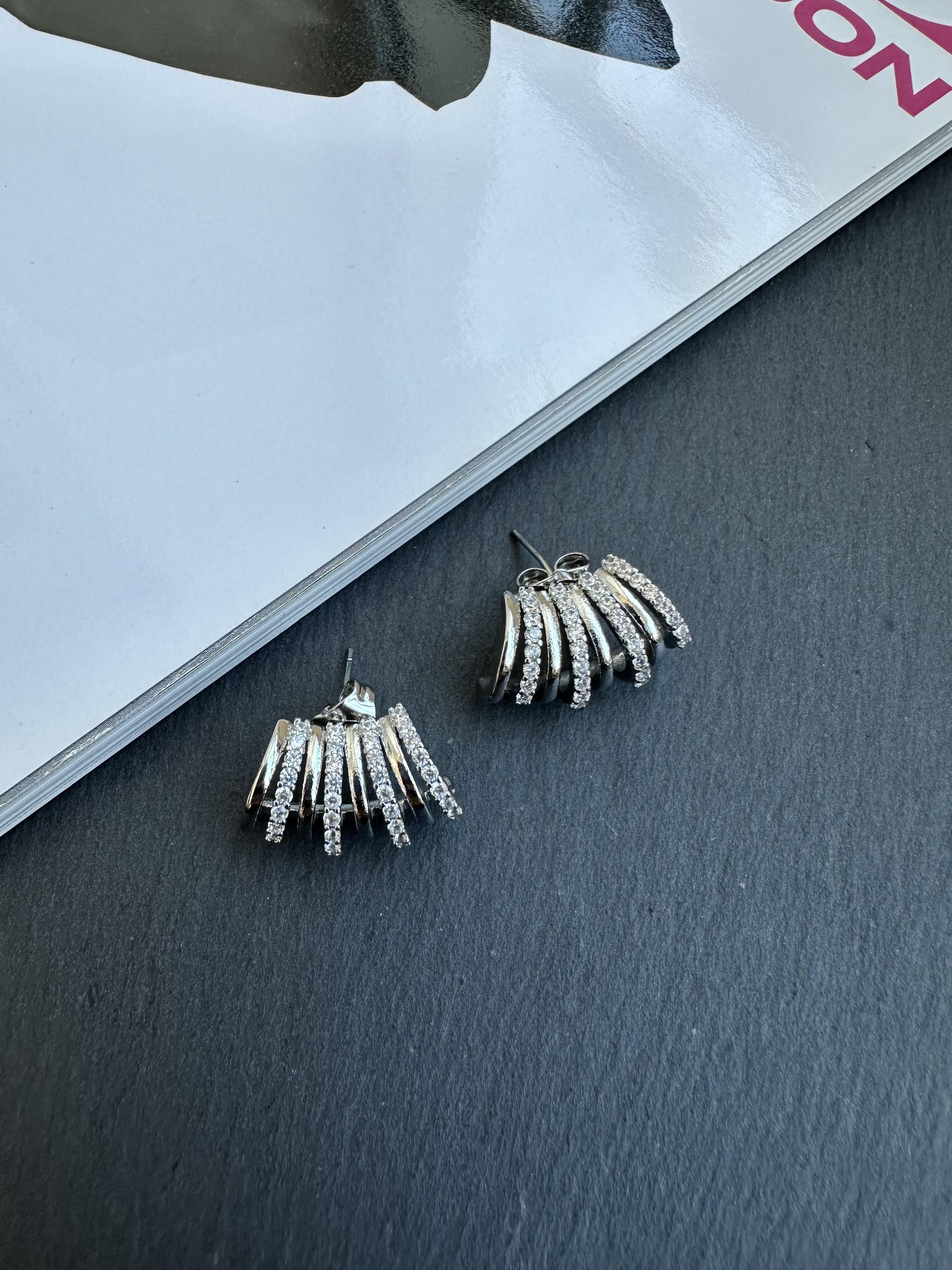 Silver Zirkon Taşlı Çoklu Görünüm Küpe 