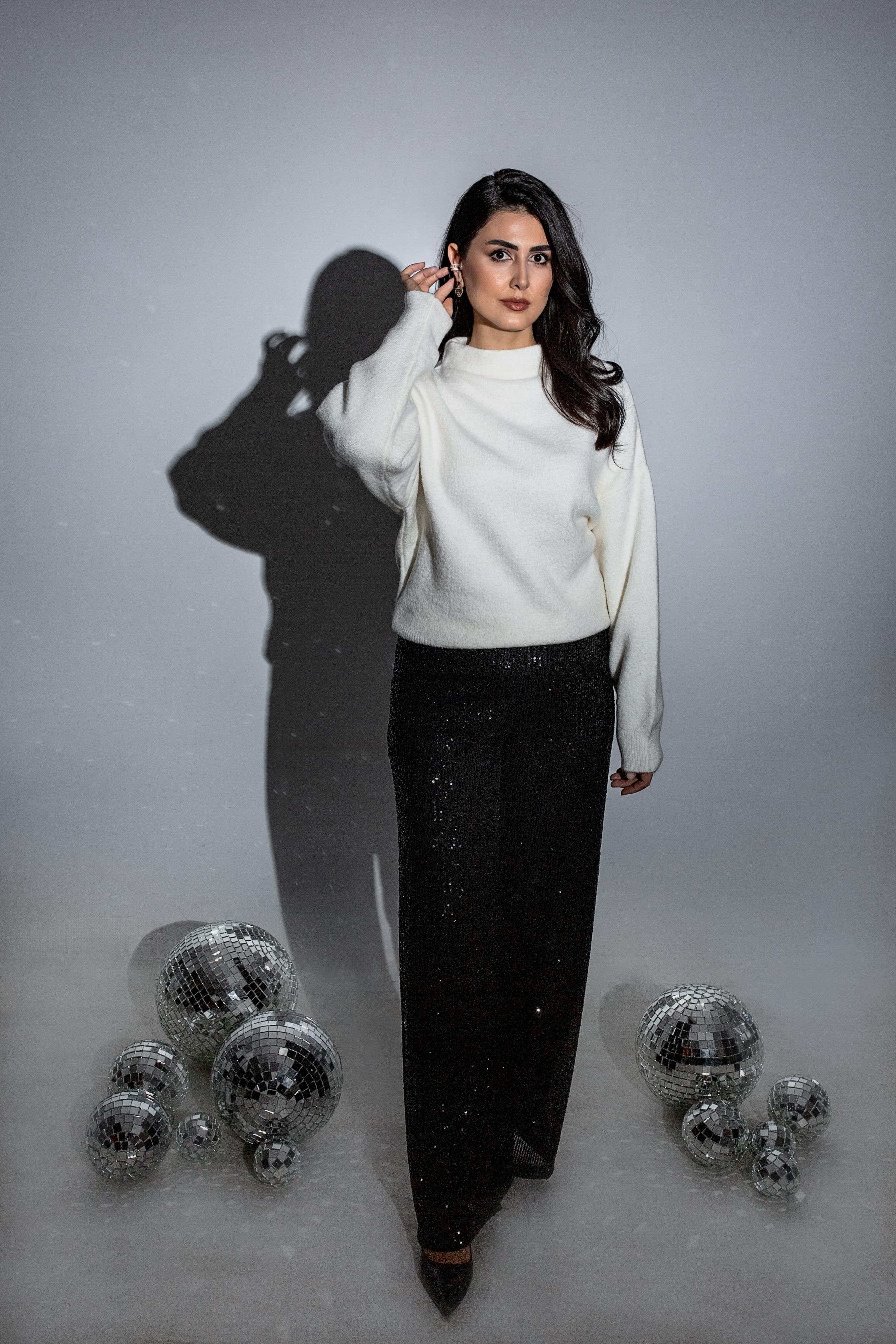 Siyah Beli Lastikli Payetli Pantolon