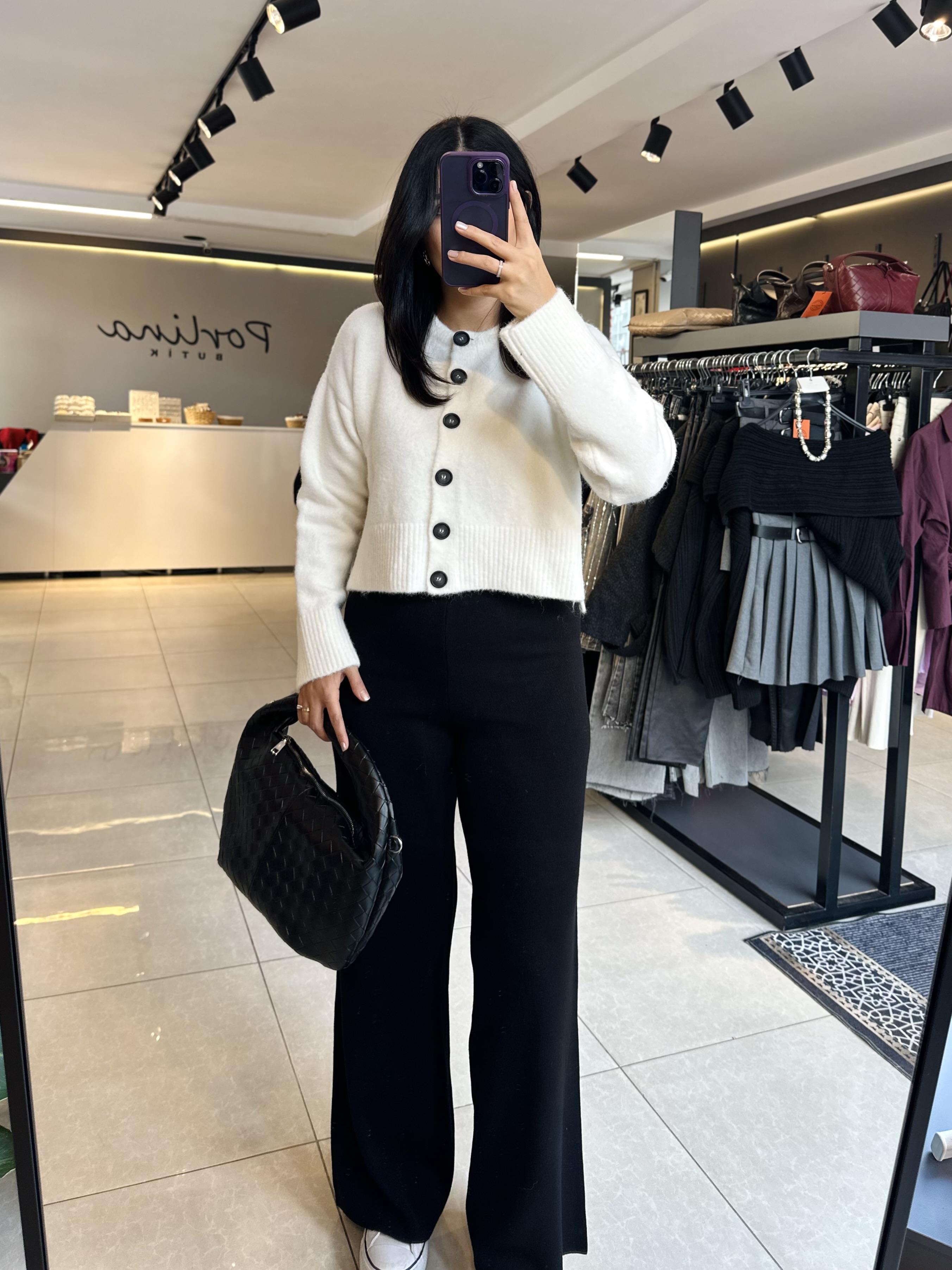 Siyah Beli Lastikli Triko Pantolon