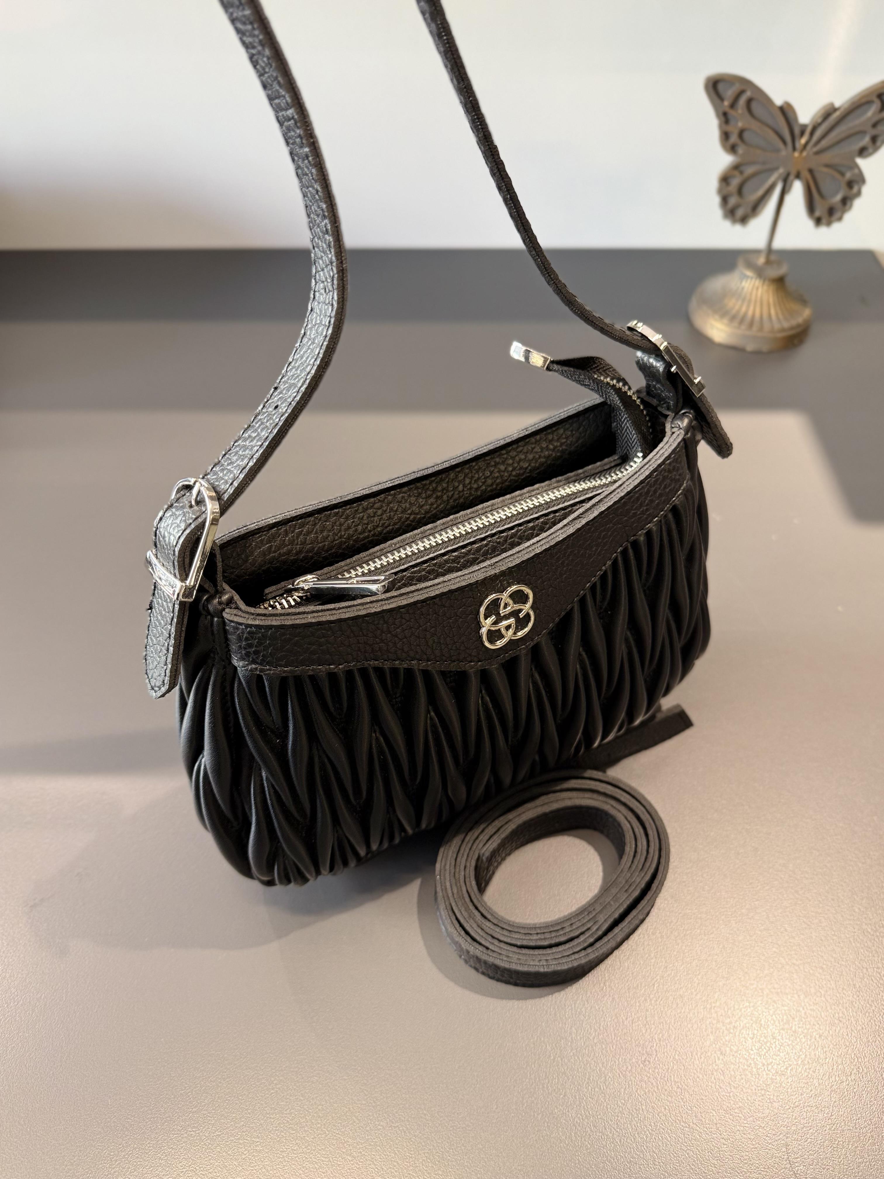 Siyah Fermuarlı Omuz Çanta