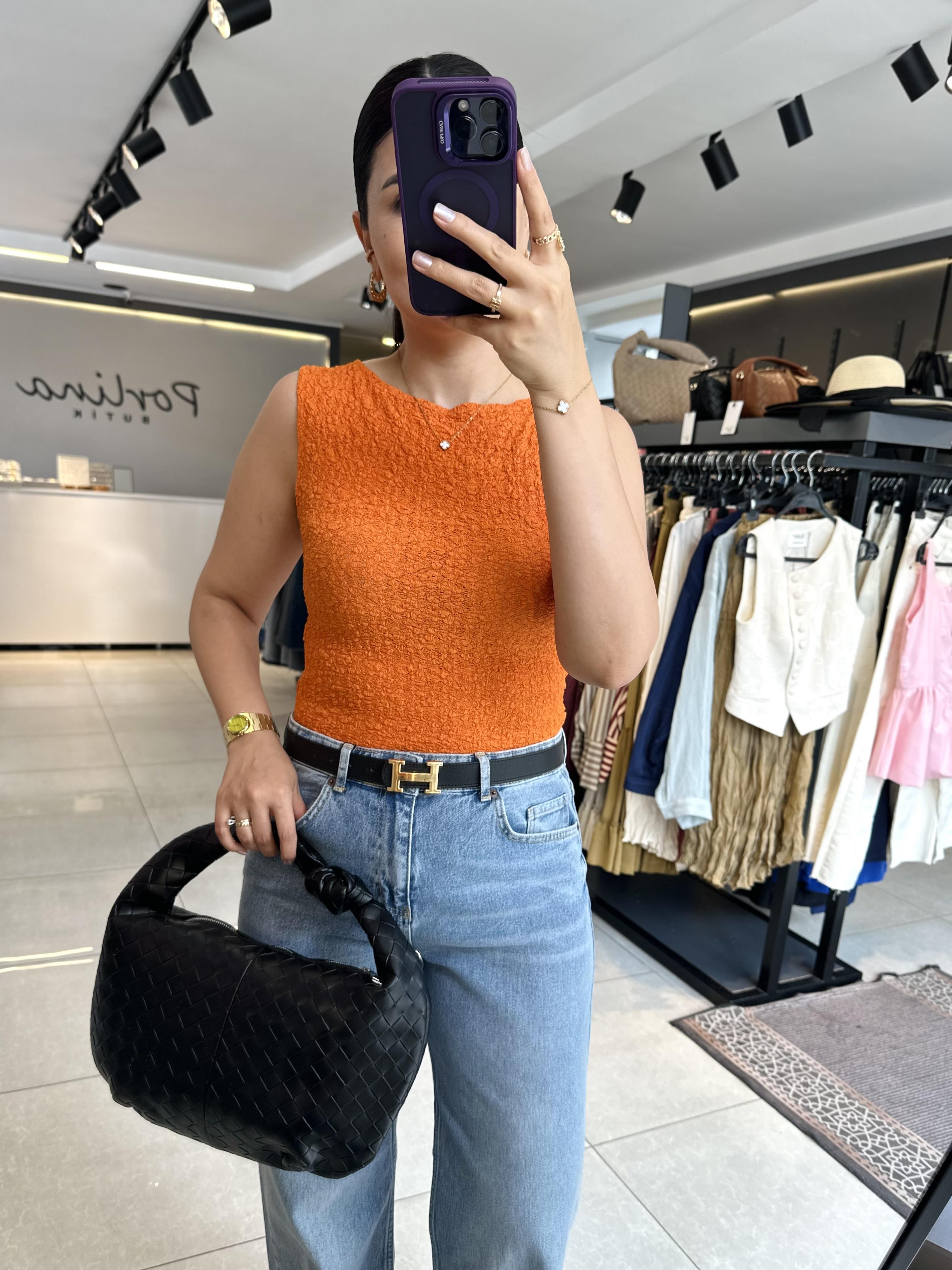 Turuncu Kayık Yaka Dantel Dilvin Bluz