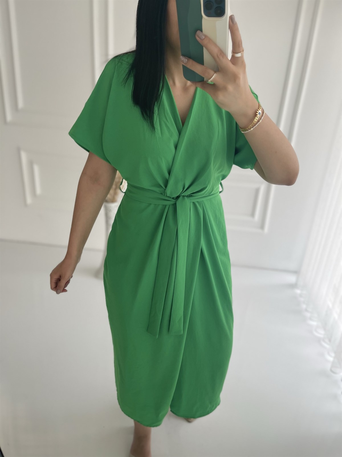 Yeşil Bel Detaylı Geniş Kol Elbise