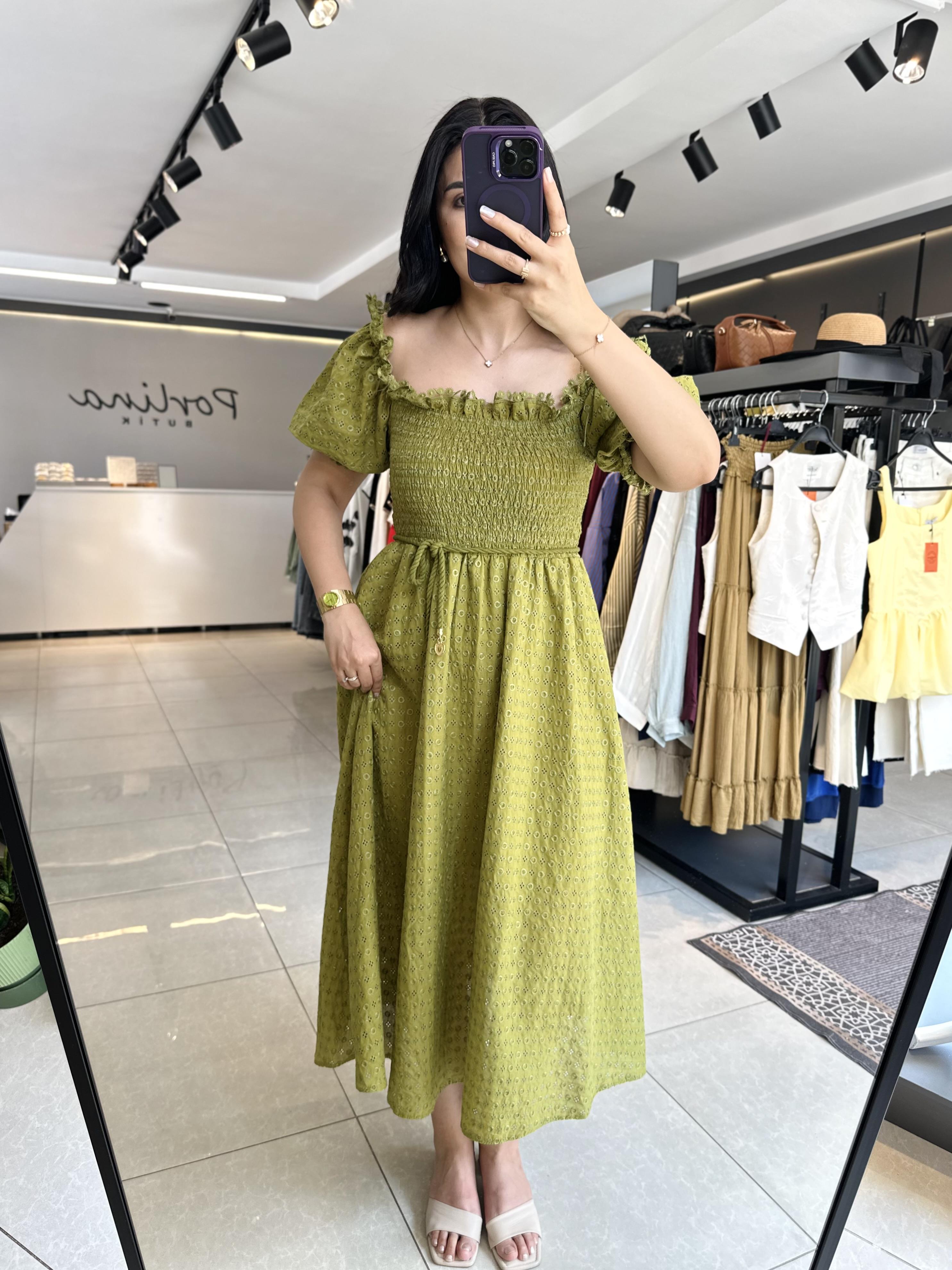 Yeşil Gipeli Brodeli Elbise