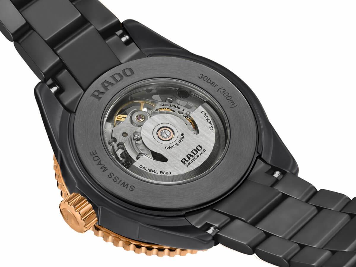Rado Captain Cook High-Tech Ceramic Skeleton R32192152 Erkek Kol Saati