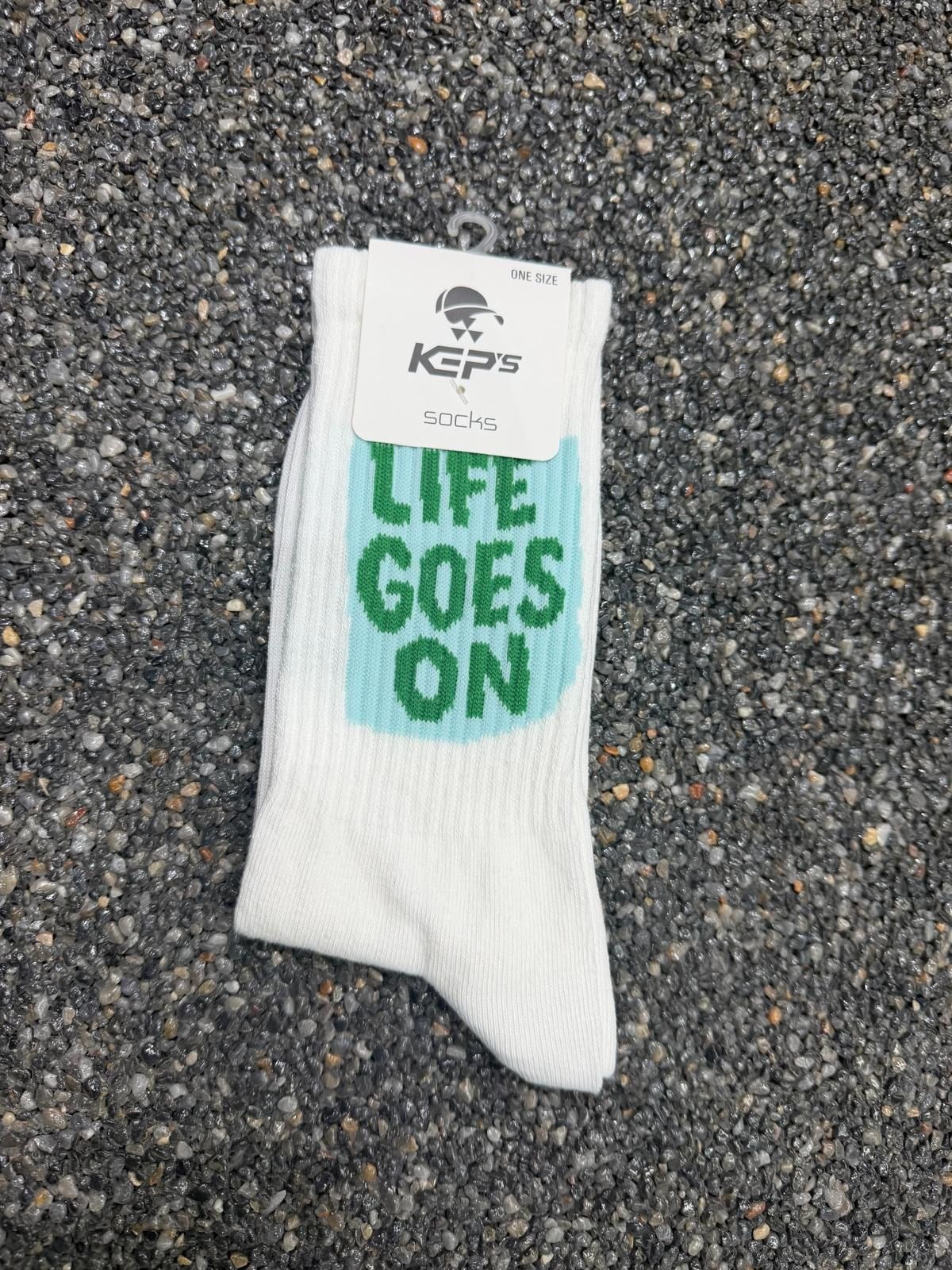 Beyaz Life Goes On Yazılı Çorap