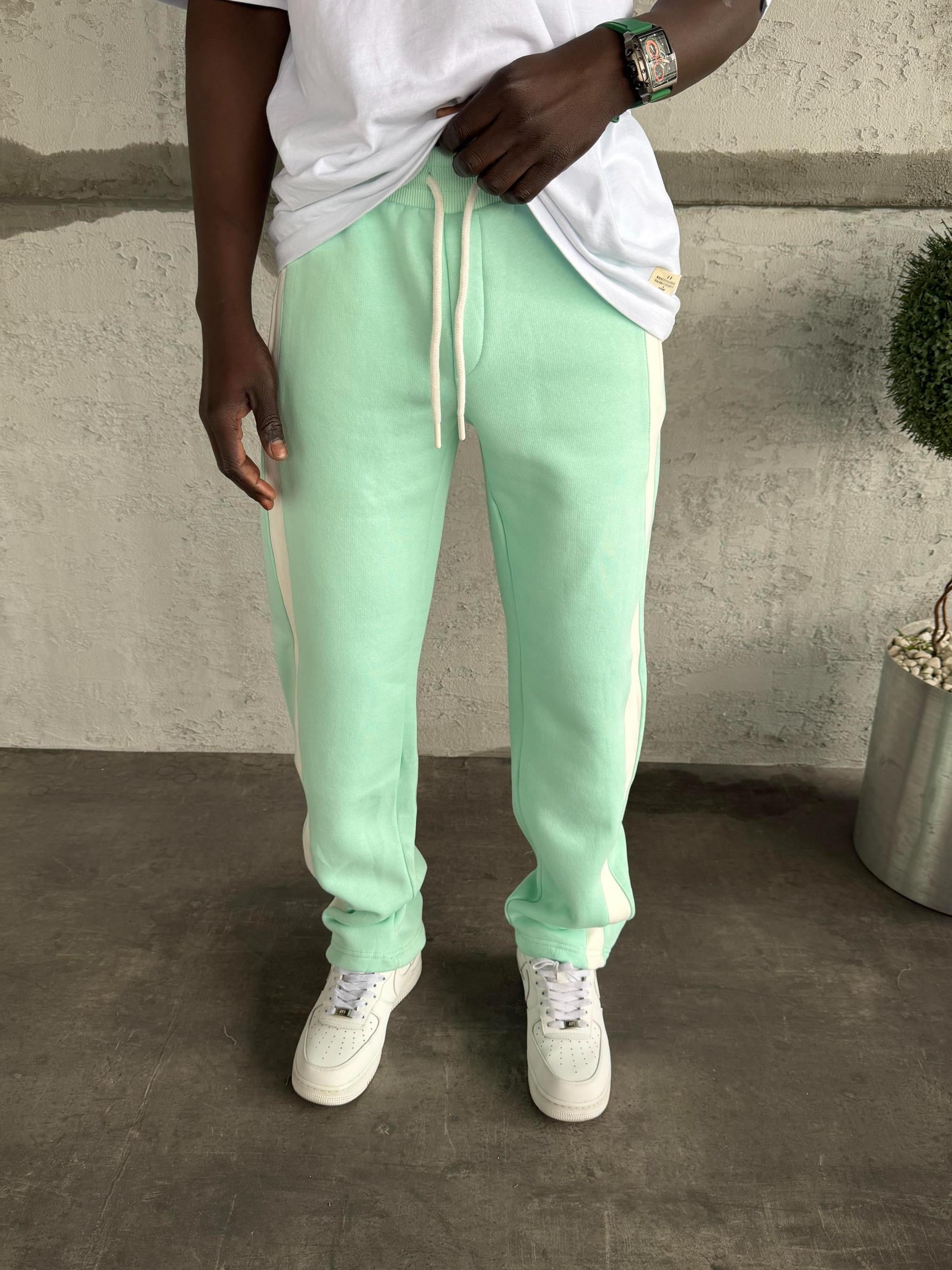 Beyaz Şeritli Turkuaz Eşofman