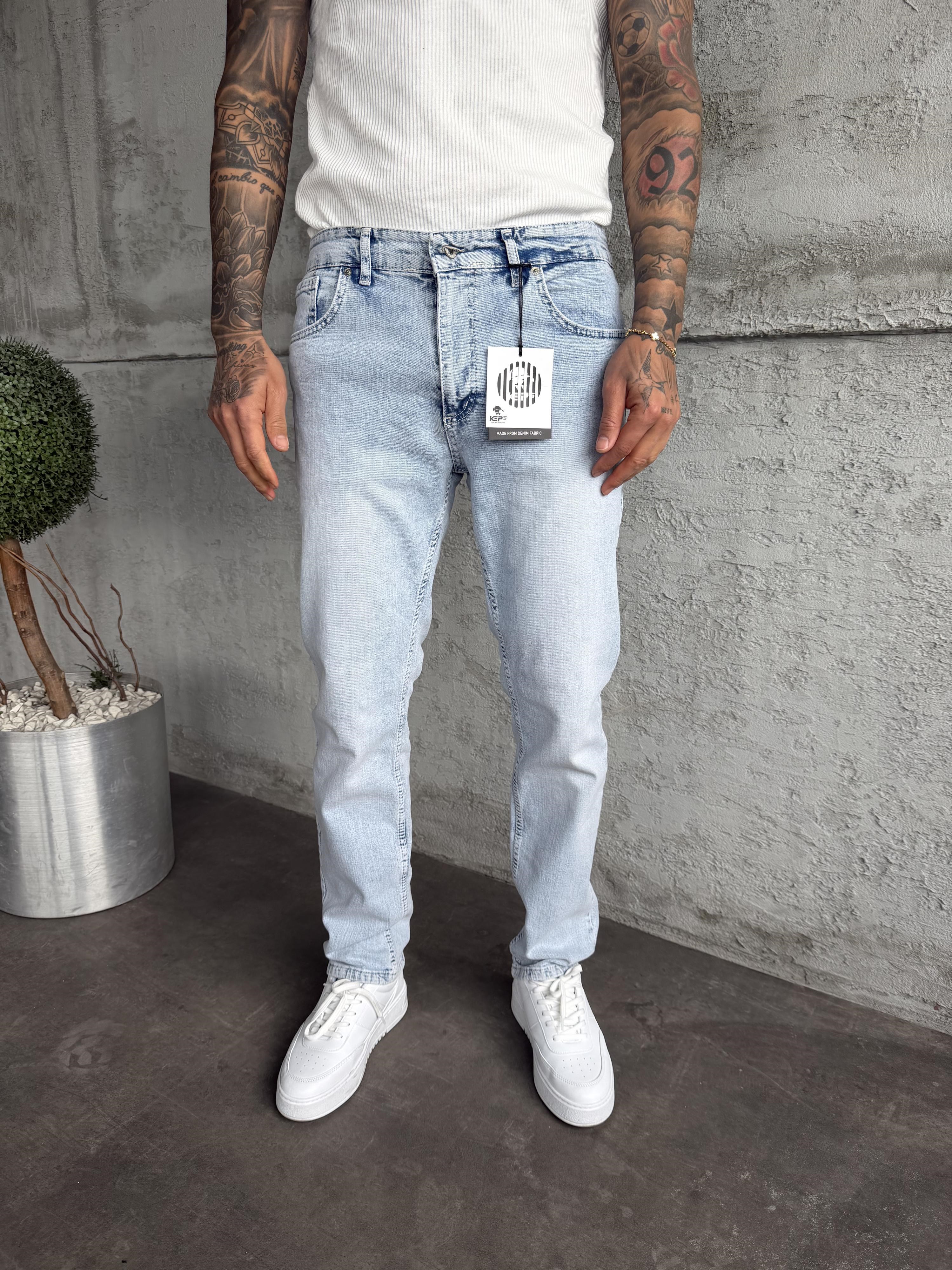 Buz Mavi Likralı Regular Fit Jean