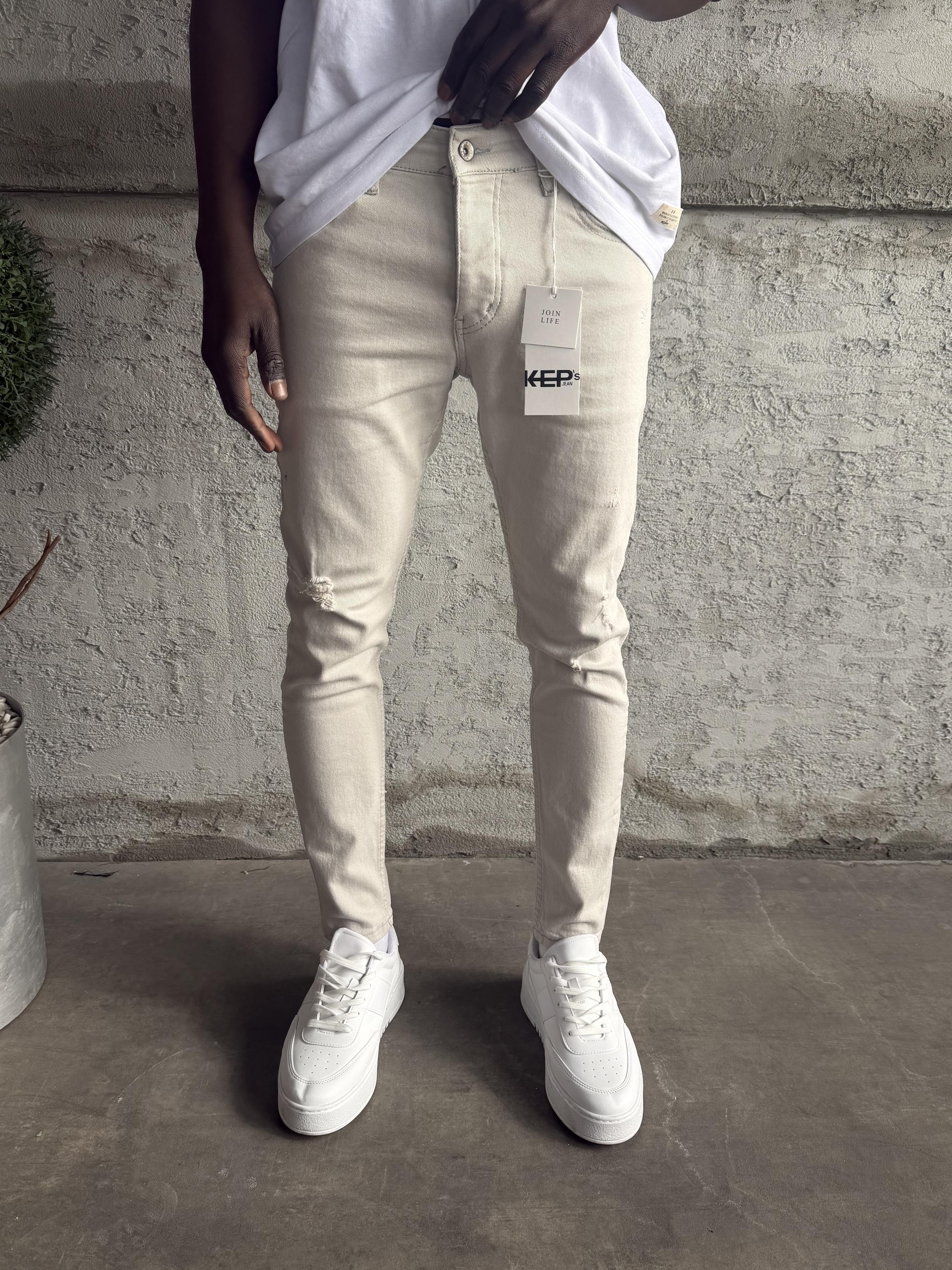 Gri Yırtık Detaylı Slimfit Jean