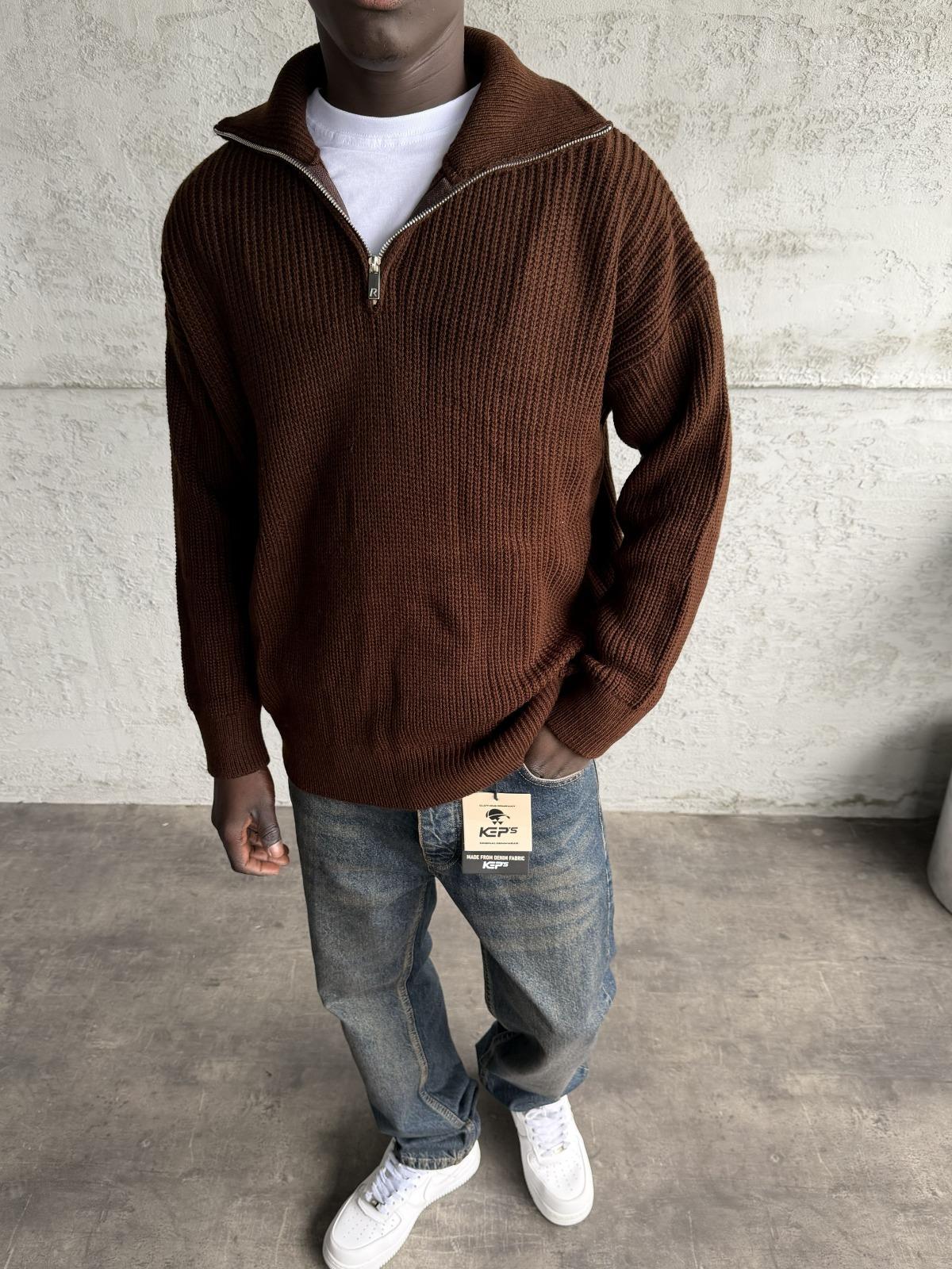 Kahve Yarım Fermuarlı Triko Kazak