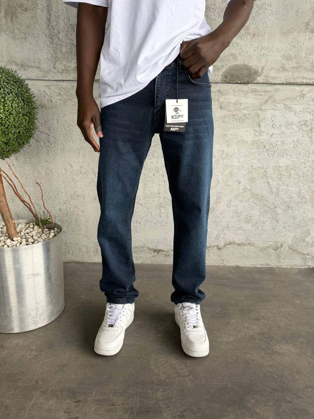 Koyu Lacivert Taşlamalı Likralı Regular Fit Jean