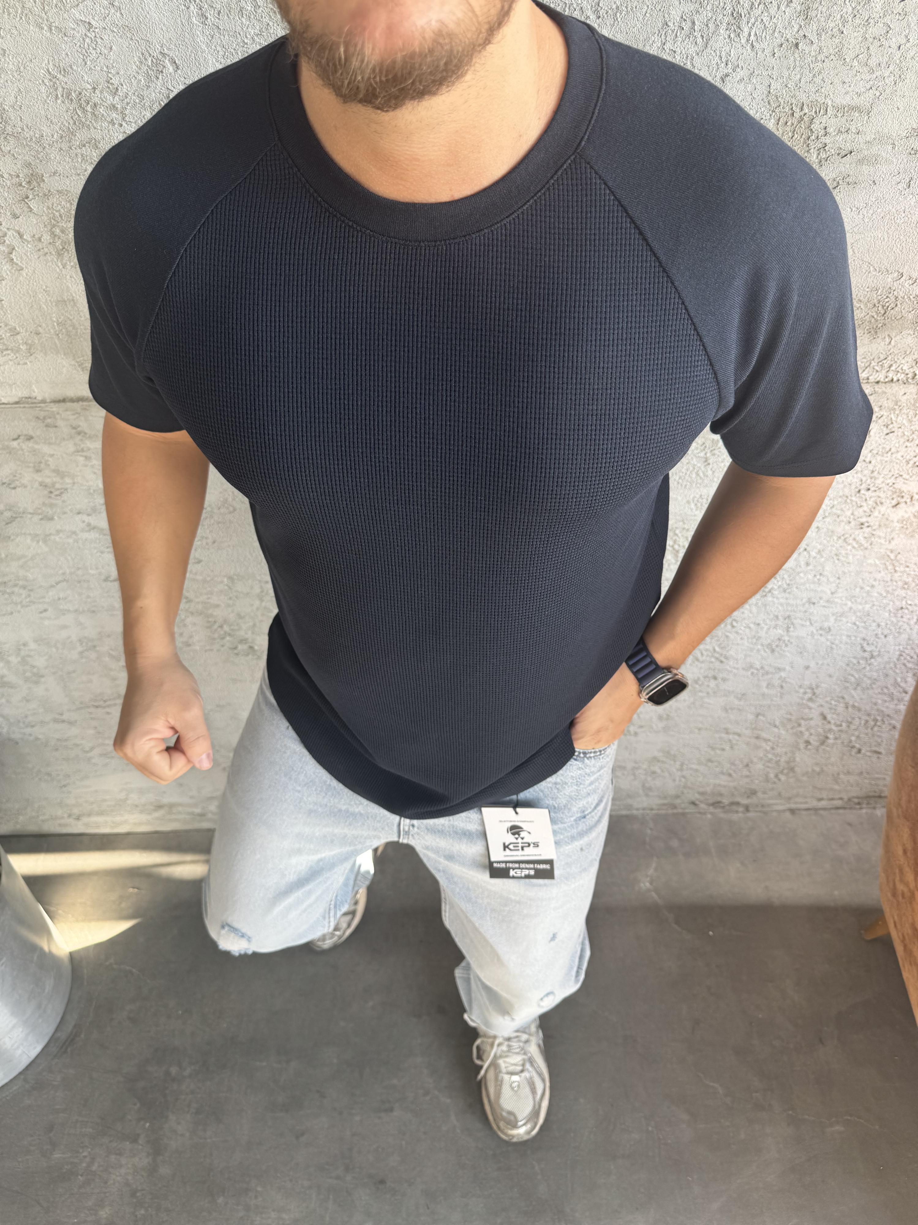 Lacivert Bisiklet Yaka Waffle Kumaş Triko T-Shirt