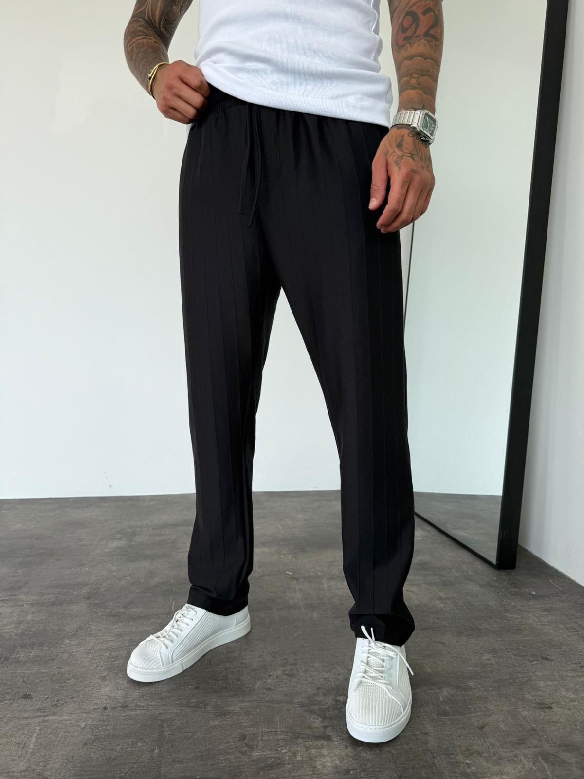 Siyah Çizgili Eşofman