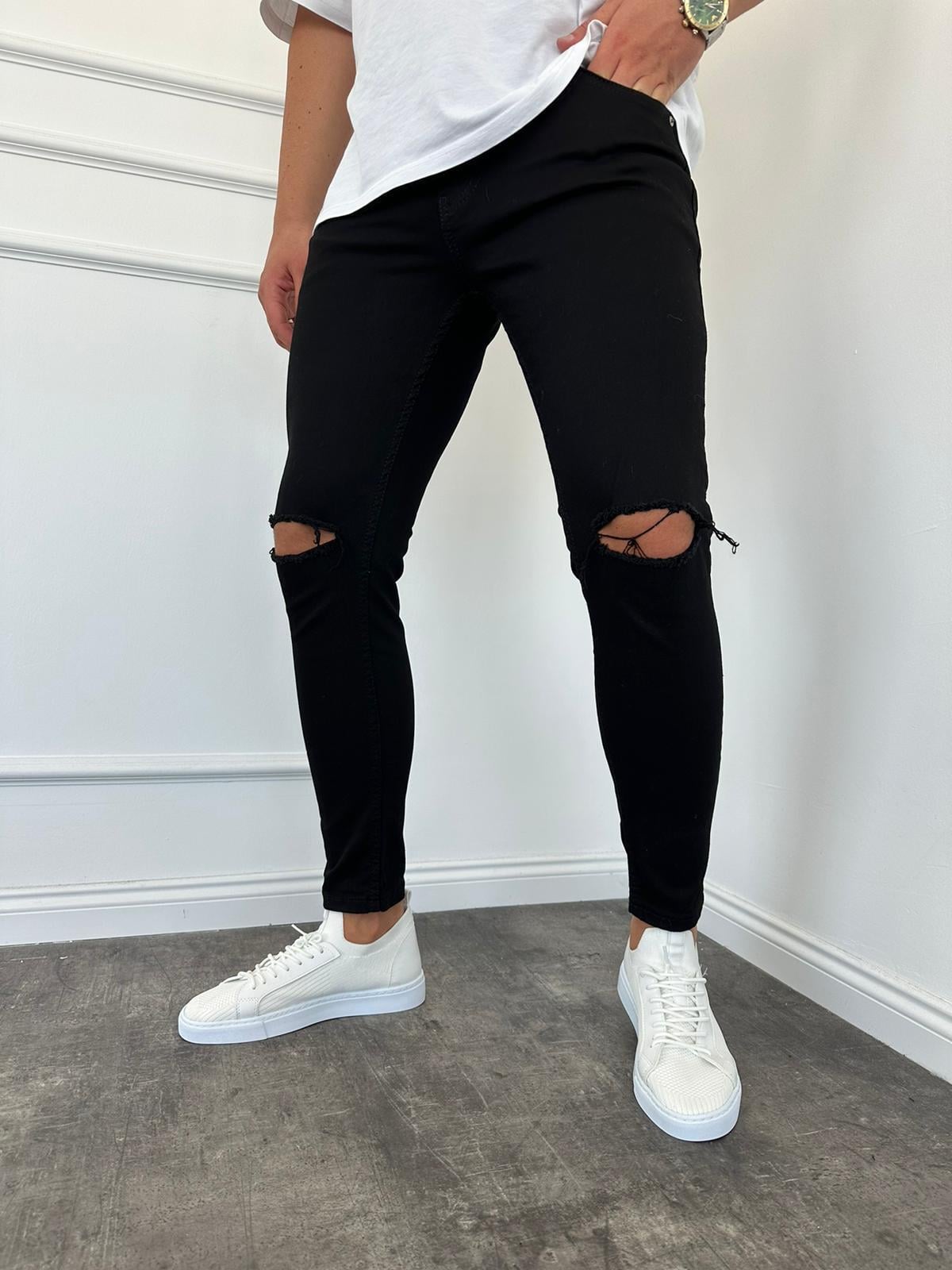 Siyah Dizi Yırtık Slimfit Jean