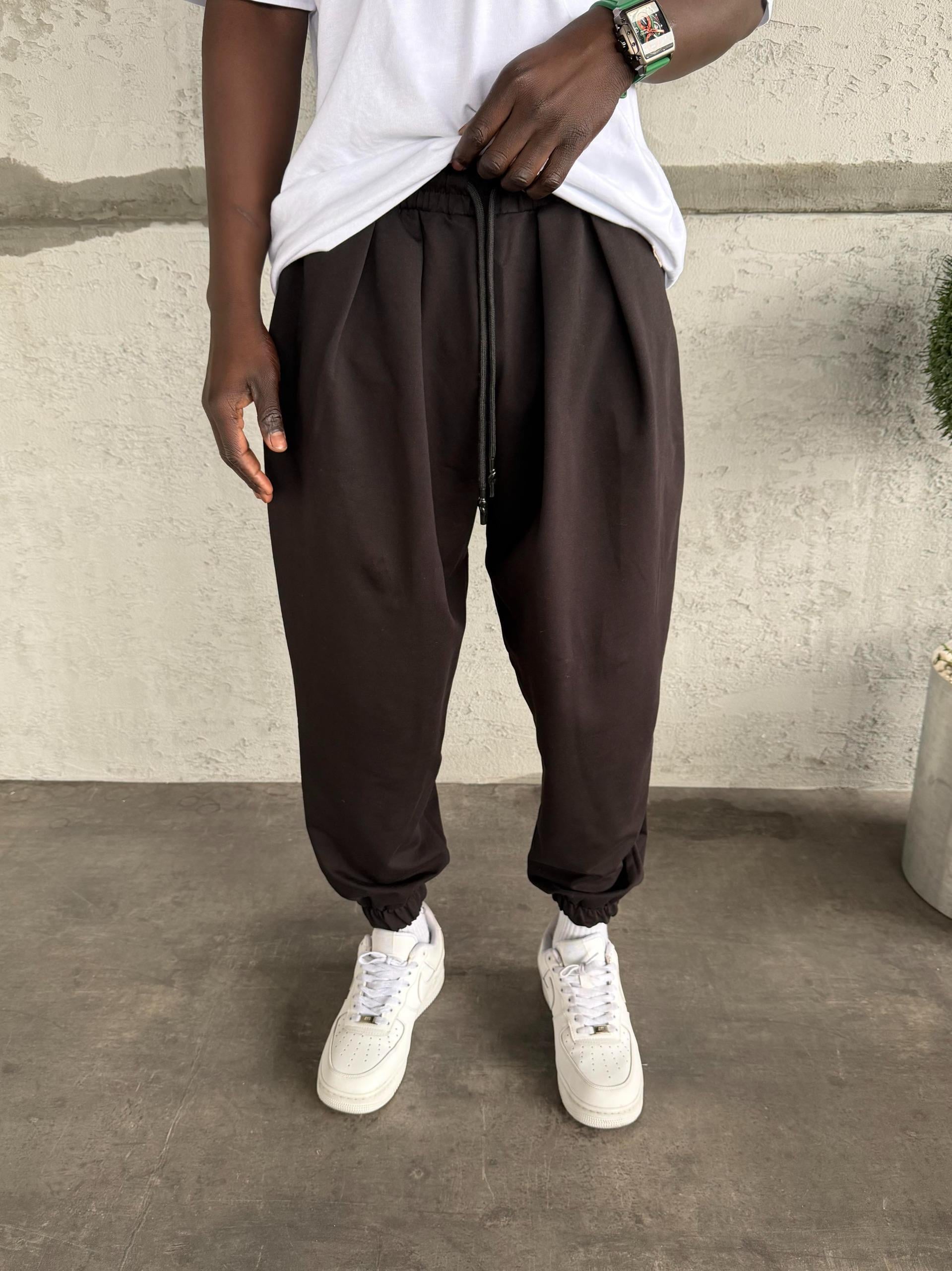 Siyah Paça Lastik Şalvar Eşofman