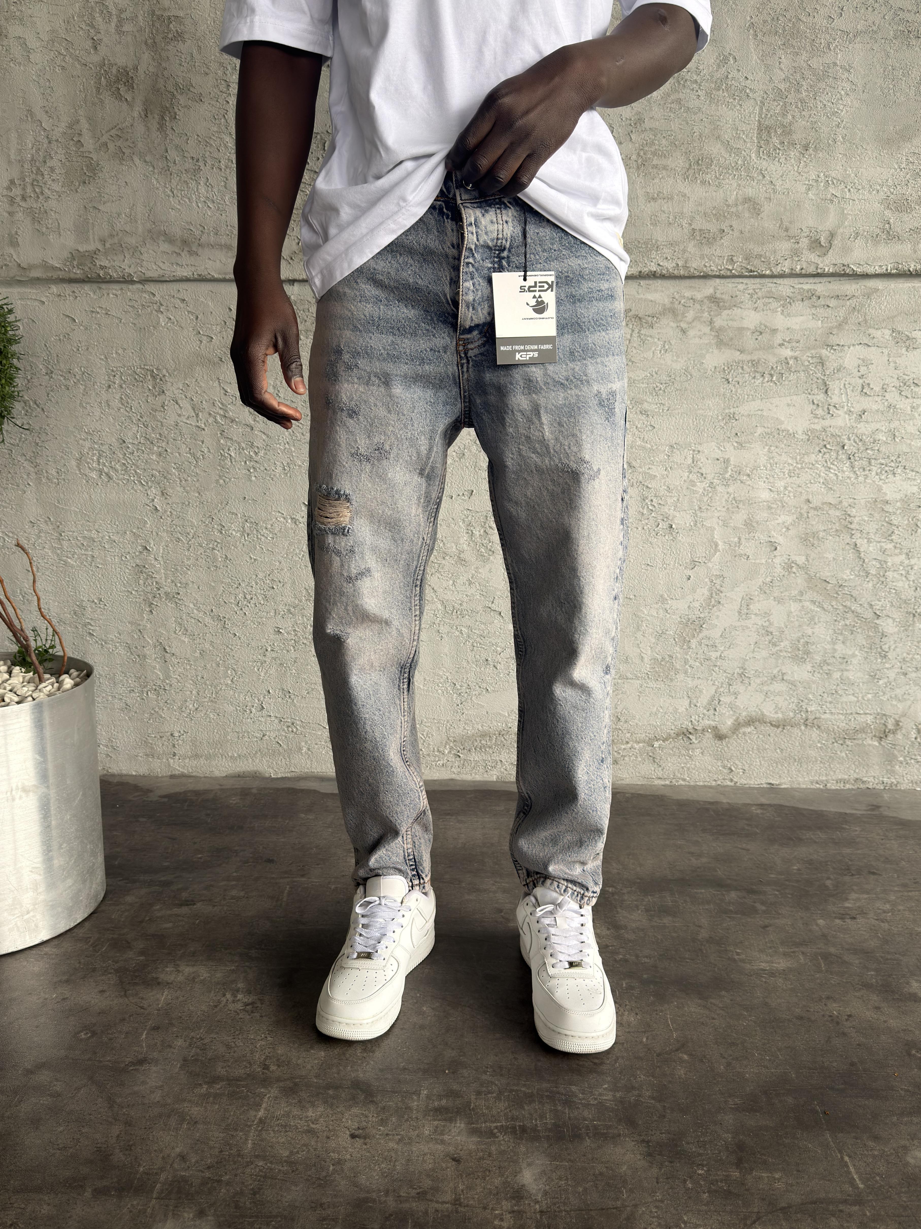 Yıkamalı Yırtık Detaylı Boyfriend Jean