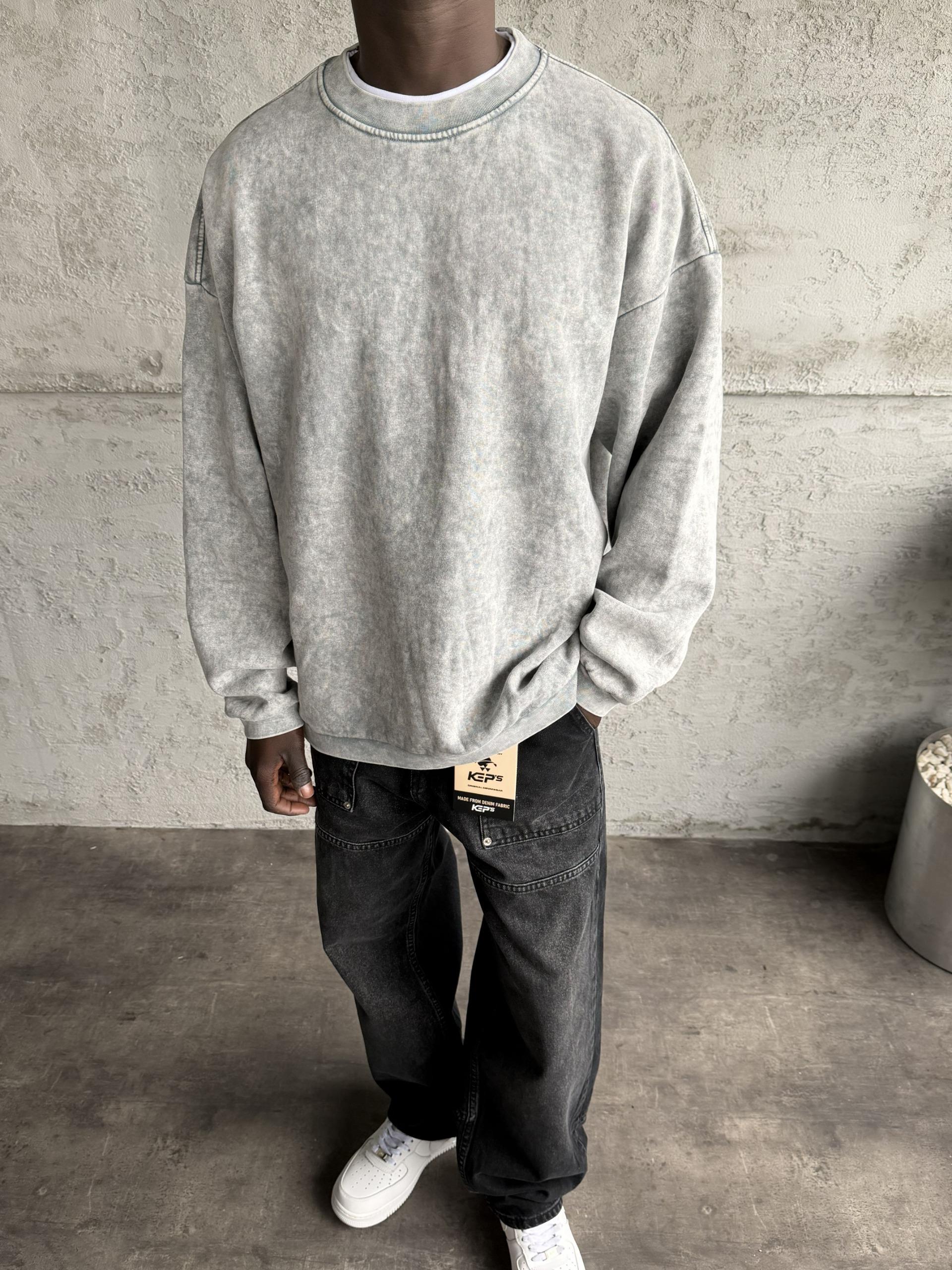 Açık Gri Yıkamalı Sweatshirt