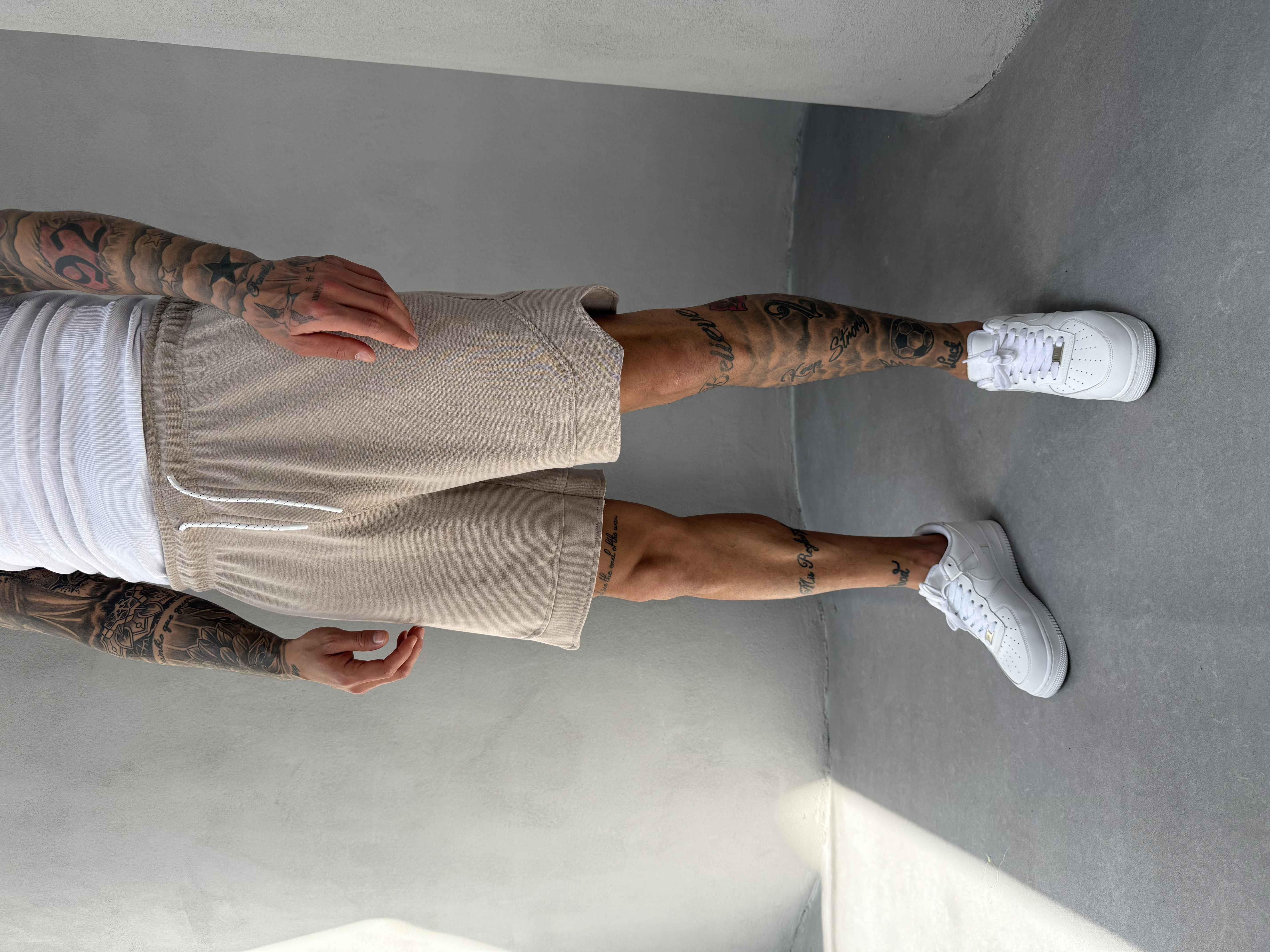 Bej Jakarlı Kumaş Şort