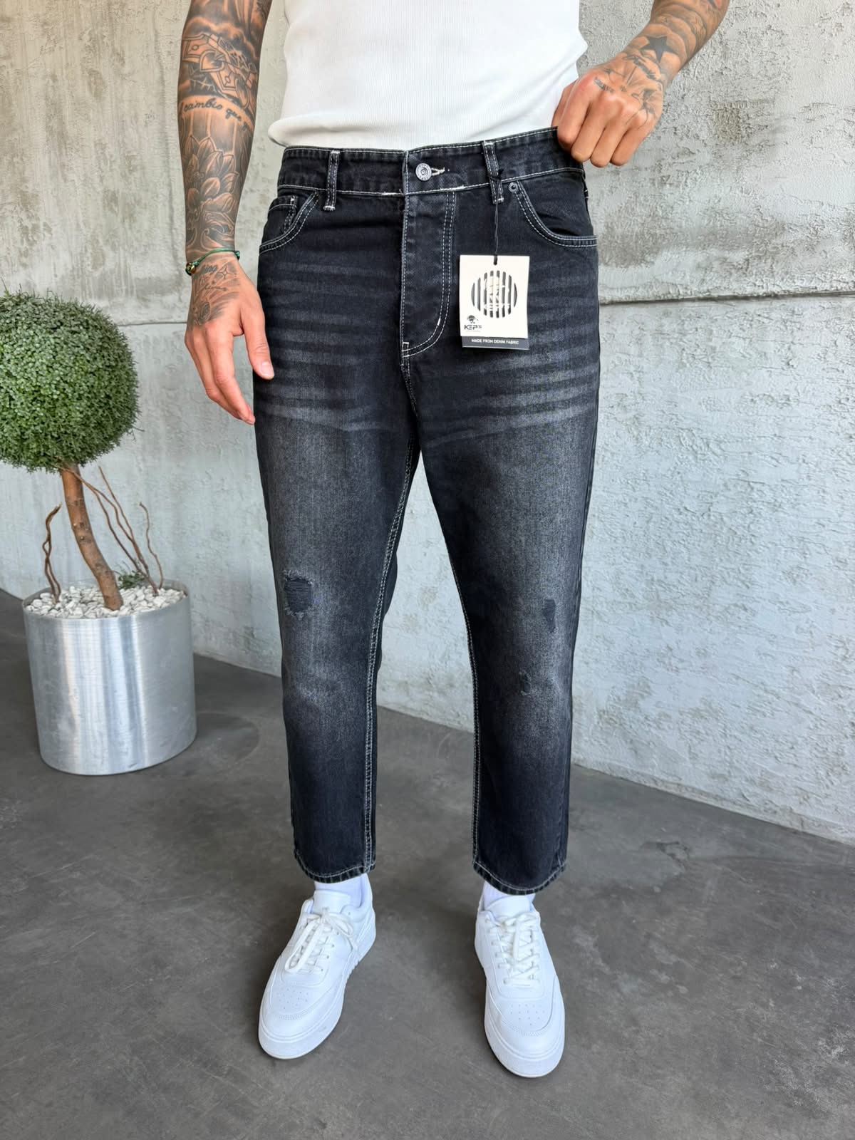 Beyaz Dikişli Füme Yırtık Detaylı Boyfriend Jean