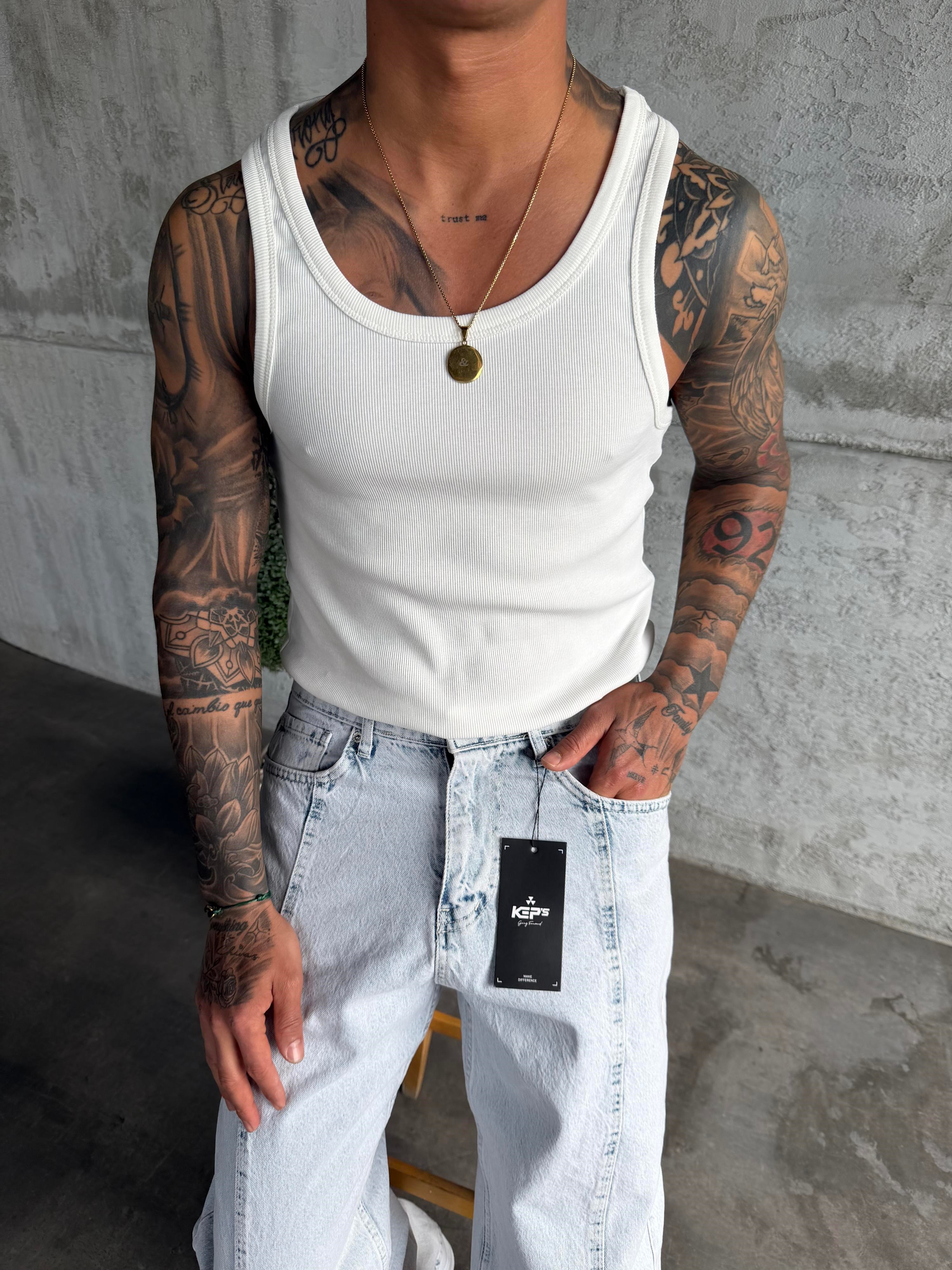 Beyaz Fitilli Atlet