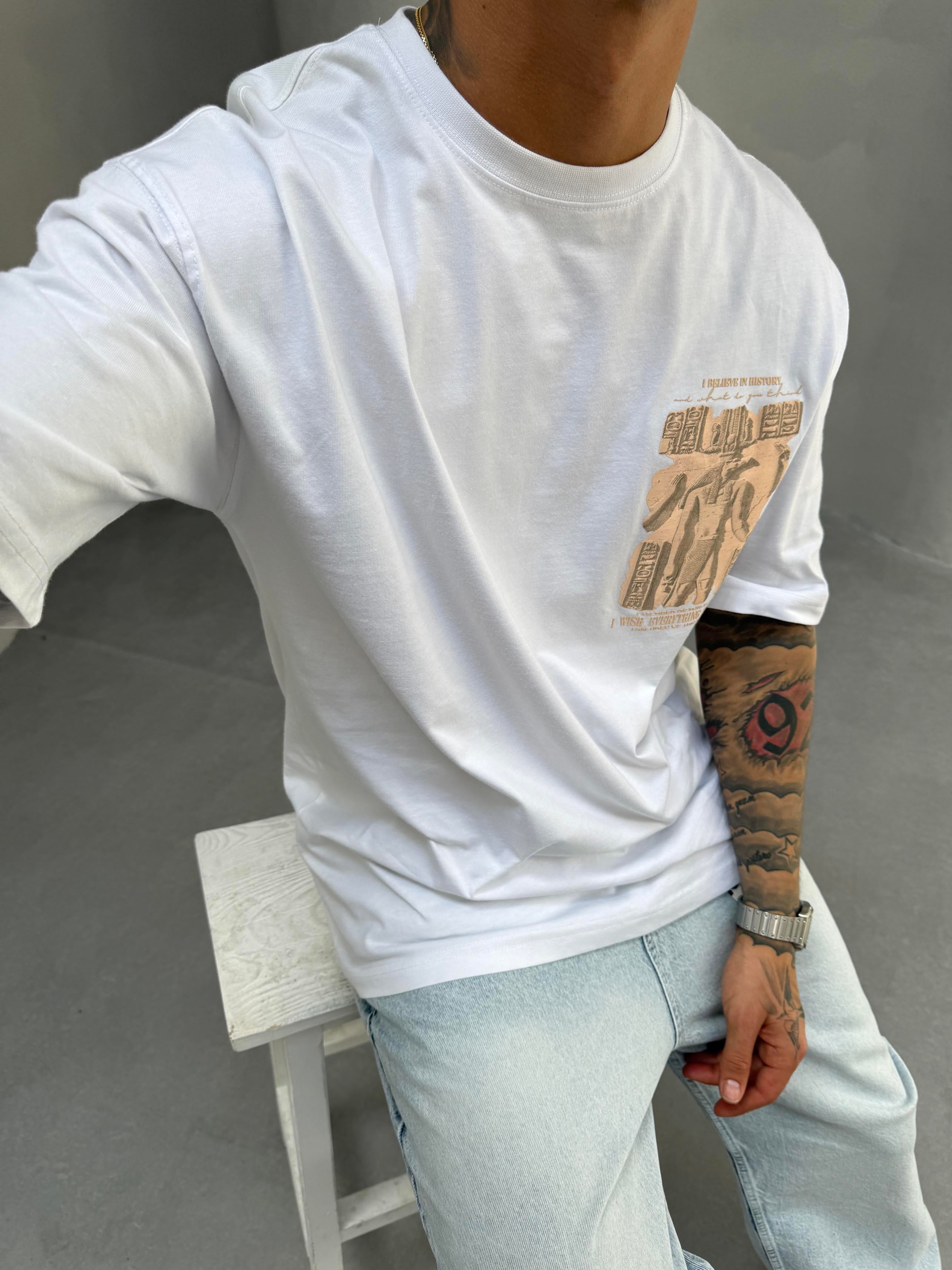 Beyaz Oversize Baskılı T-Shirt