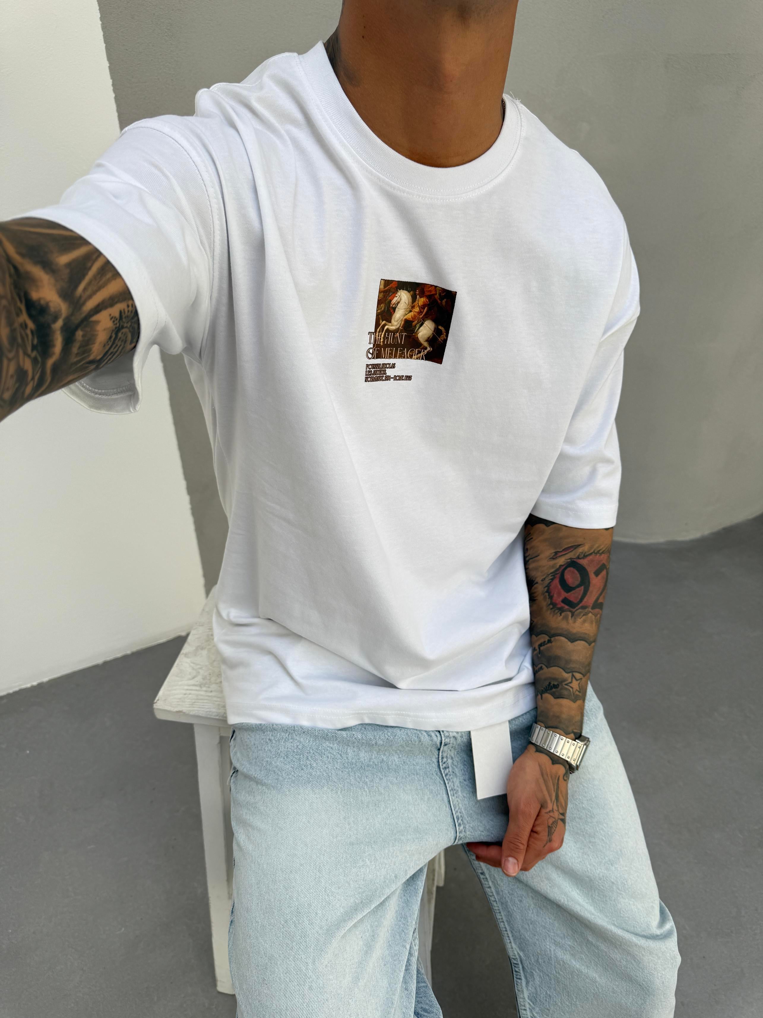 Beyaz Oversize Baskılı T-Shirt