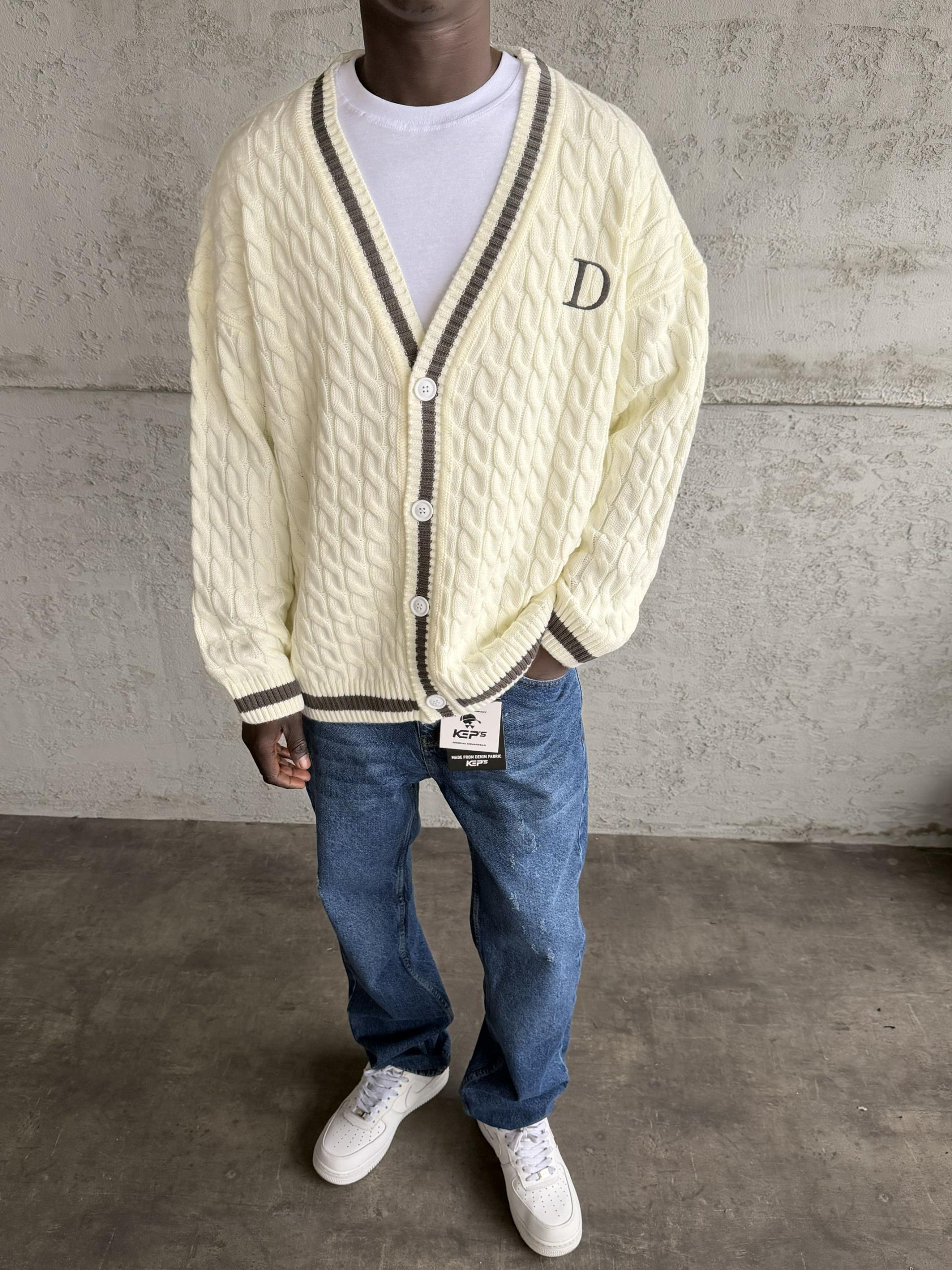 Füme Şeritli Ekru Düğmeli Örme Hırka