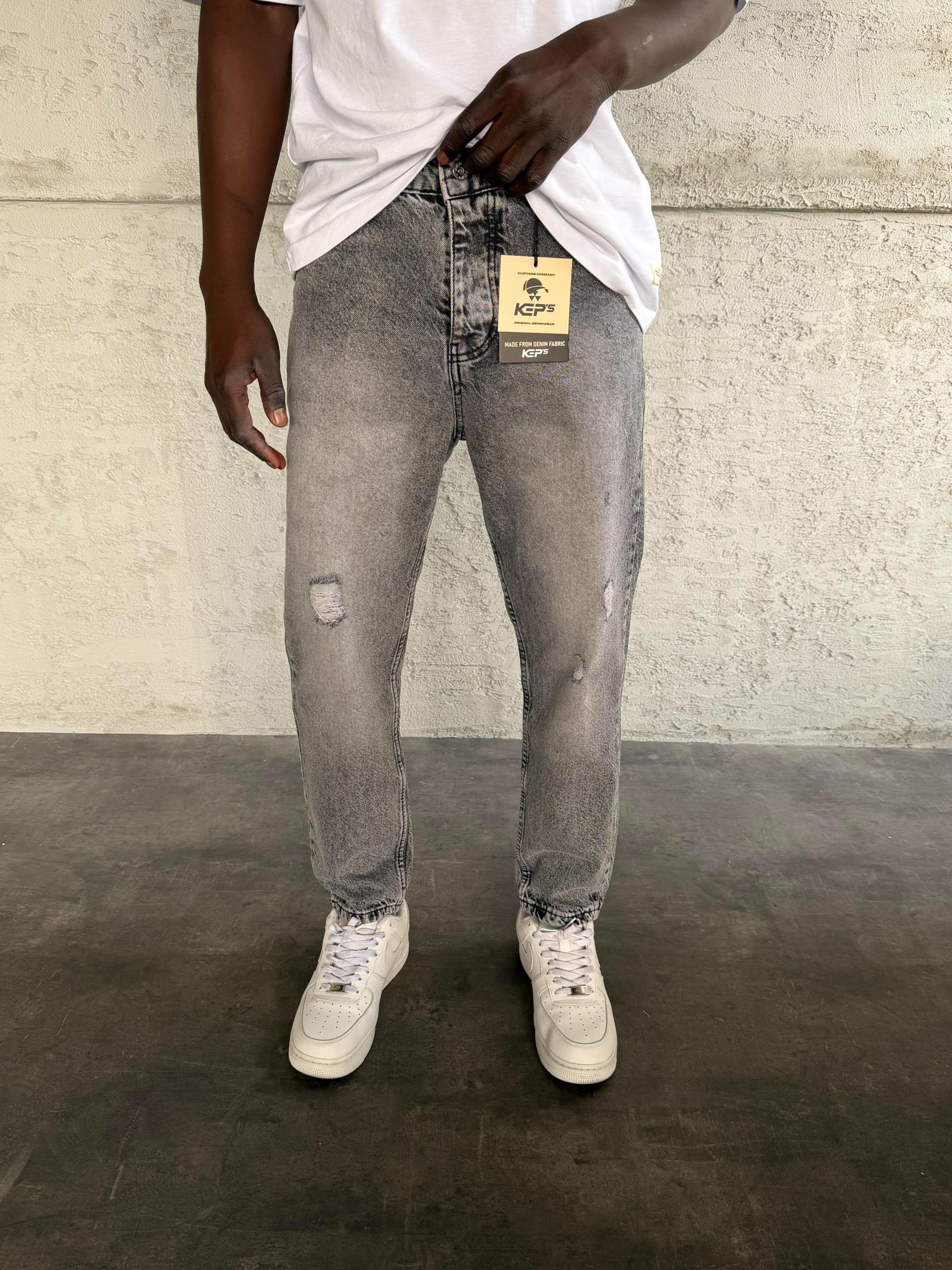 Gri Yırtıklı Boyfriend Jean