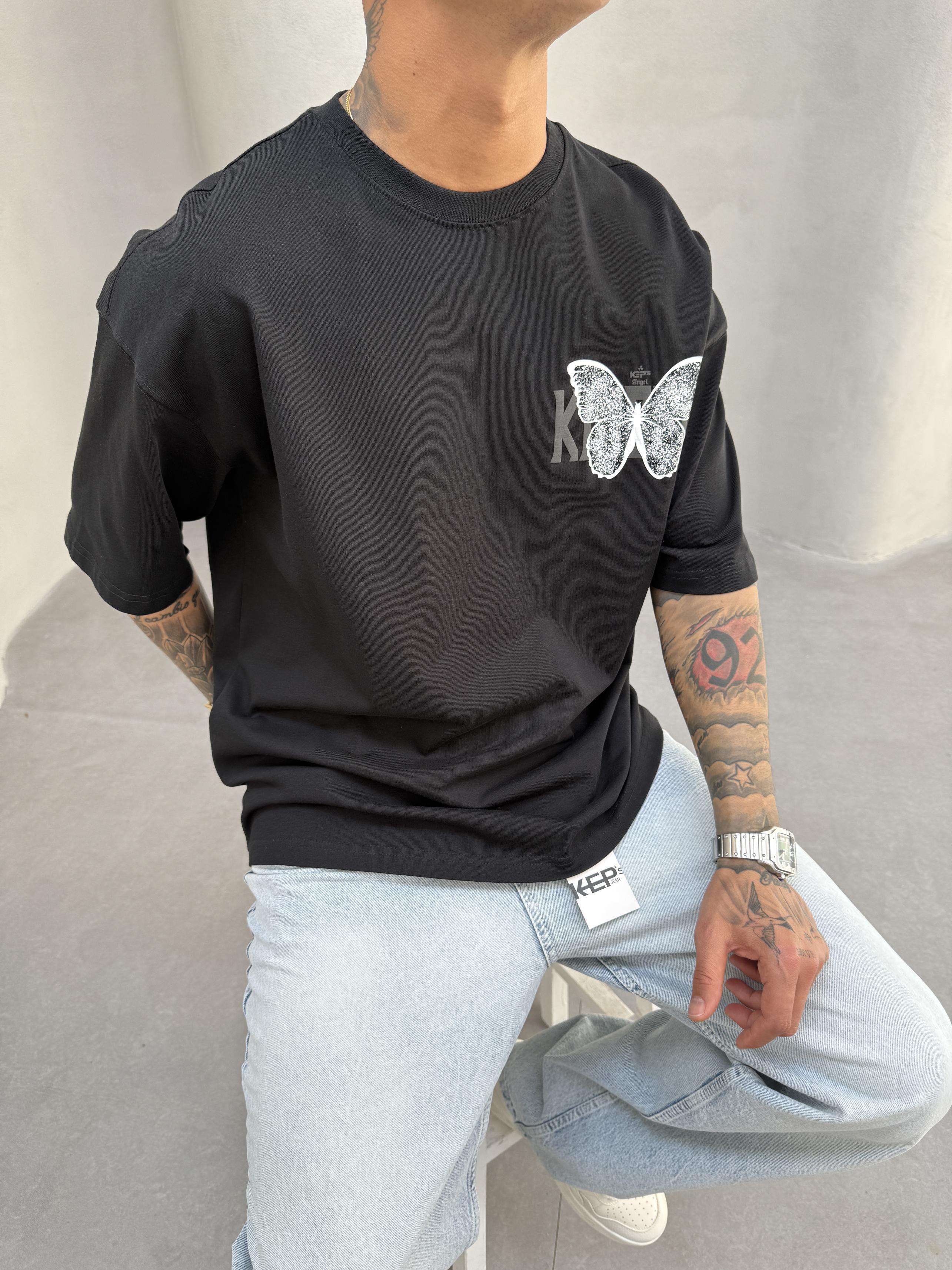 Kelebek Baskılı Siyah Oversize T-Shirt