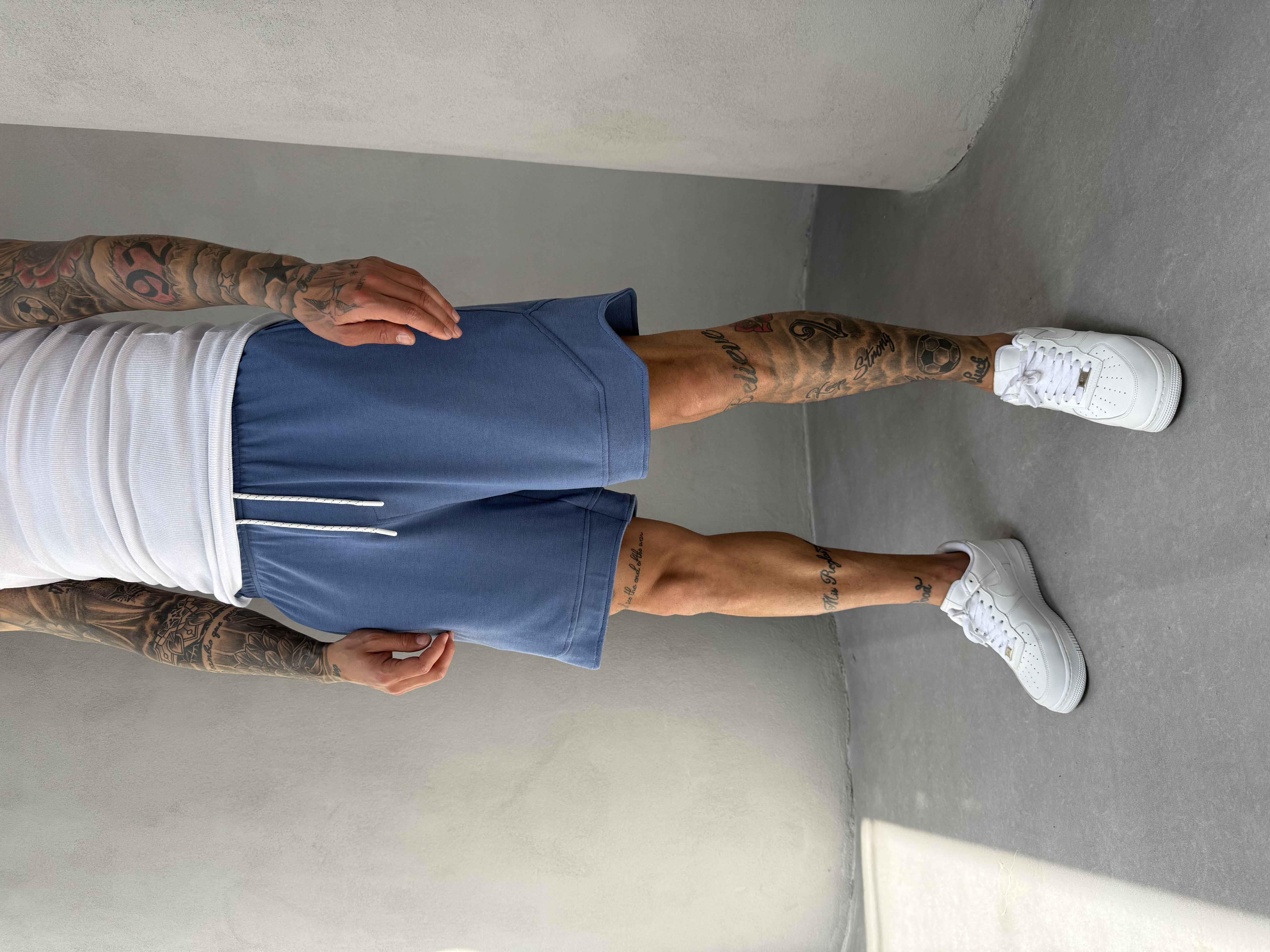 Mavi Jakarlı Kumaş Şort