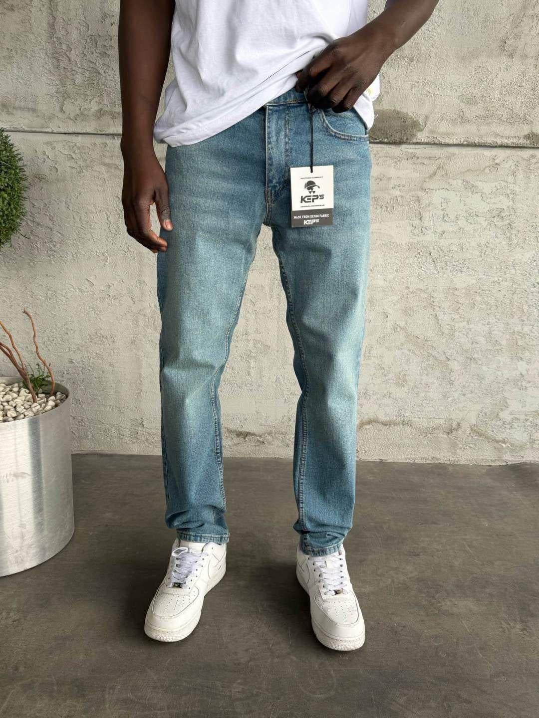 Mavi Yıkamalı Likralı Regular Fit Jean