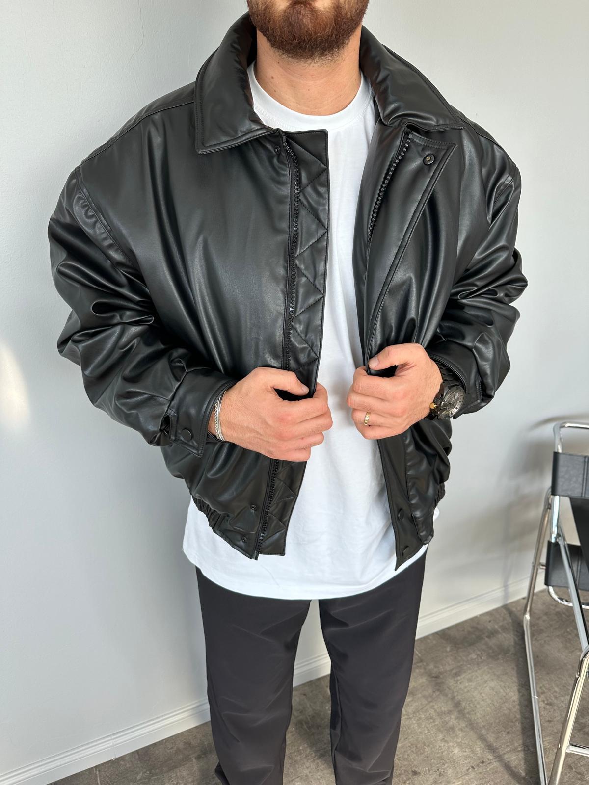 Siyah Oversize Şişme Deri Mont