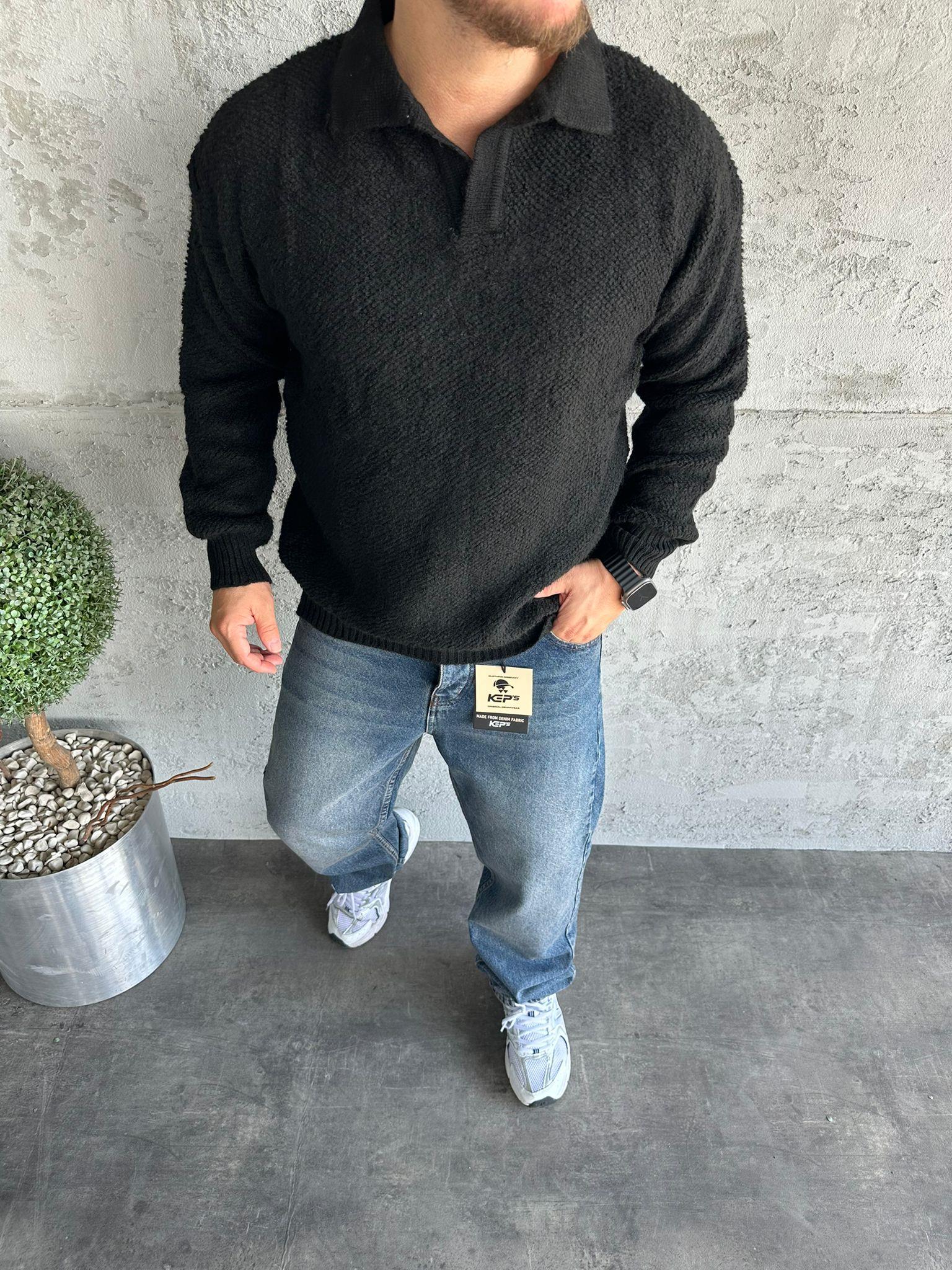 Siyah Polo Yaka Dokulu Kazak