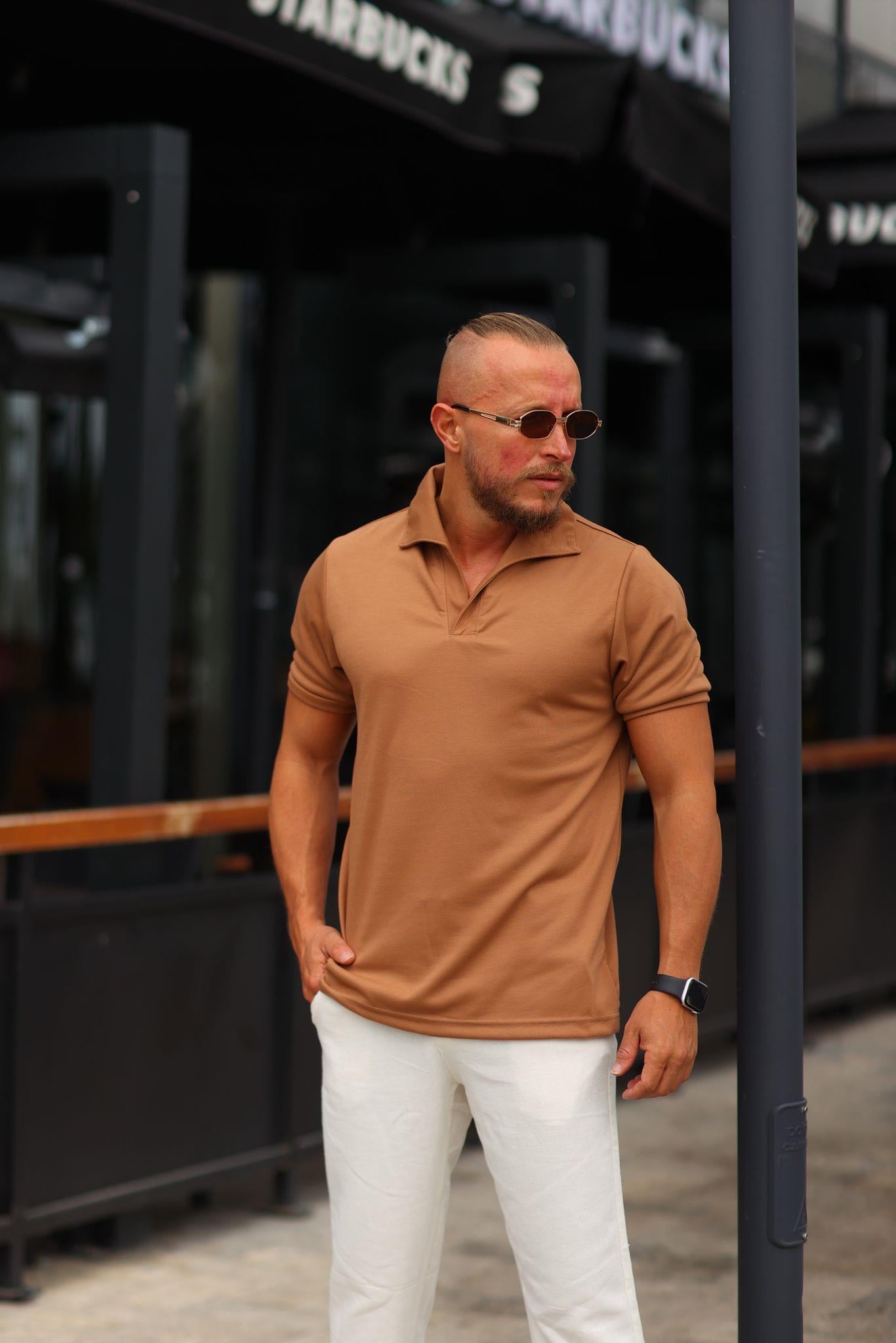 Taba Yakalı T-Shirt