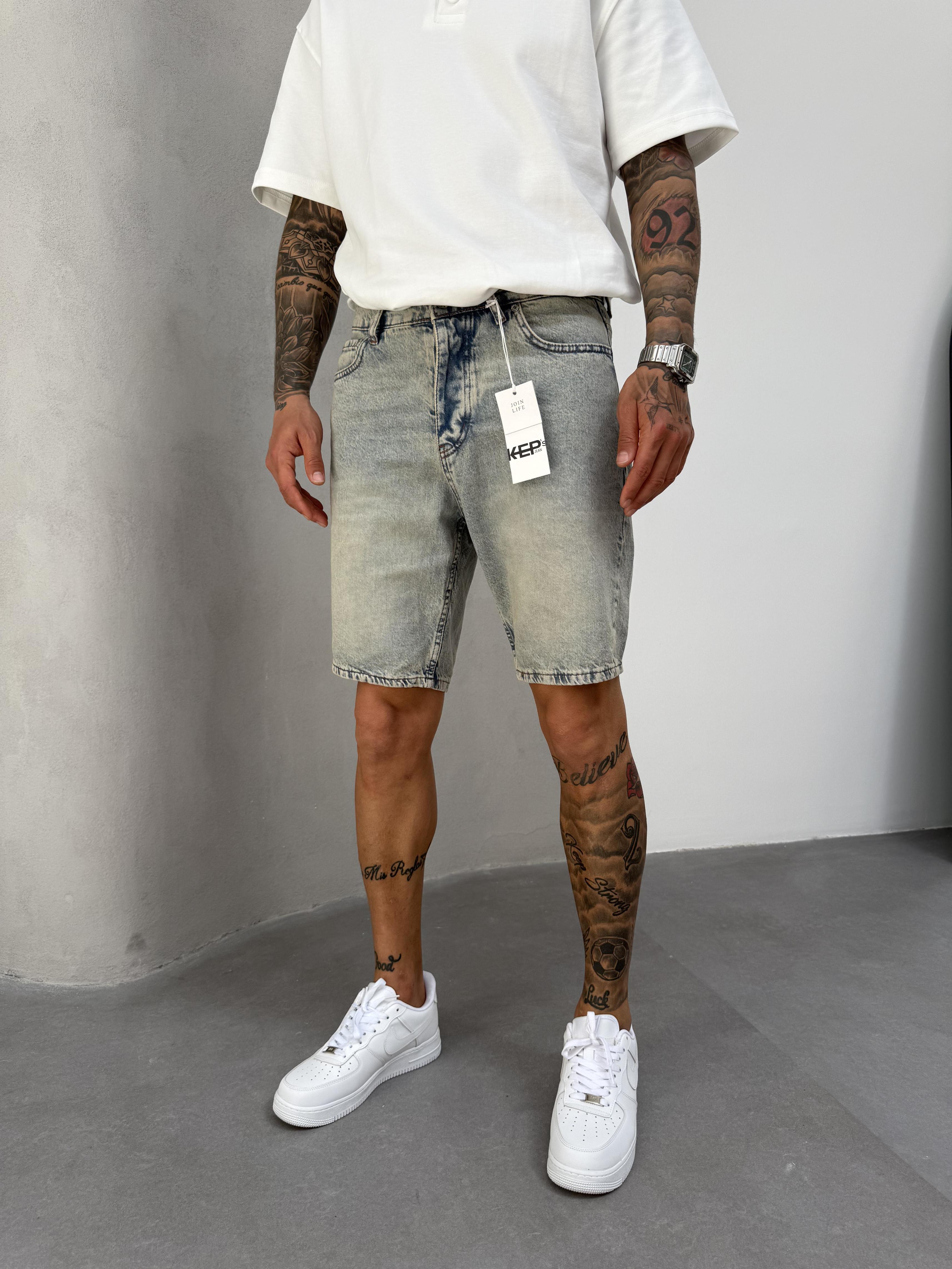 Yıkamalı Kot Şort