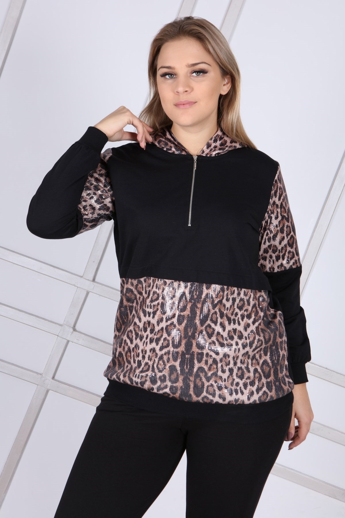 Rmg Leopar Garnili Büyük Beden Siyah Sweatshirt