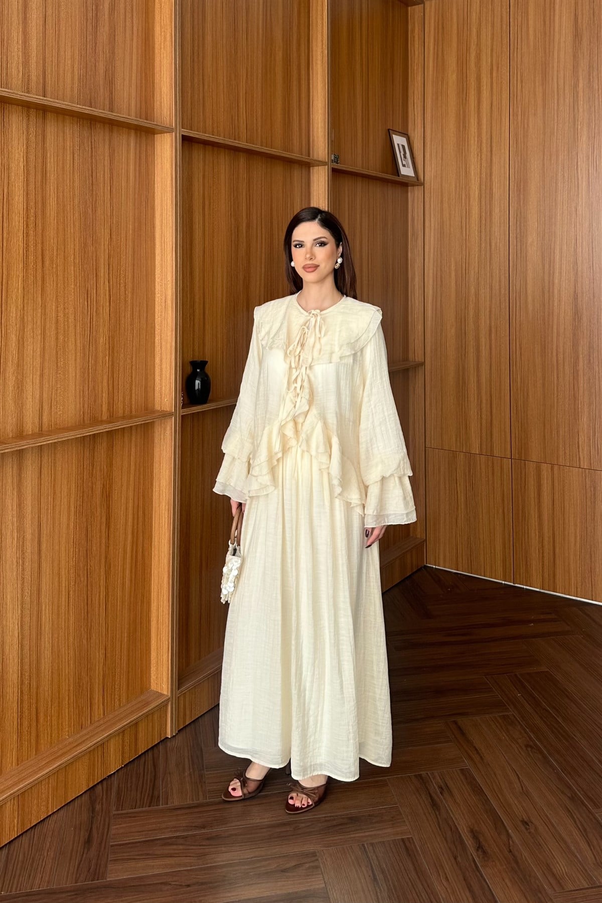 Bağlama Detay Etekli Takım - EKRU