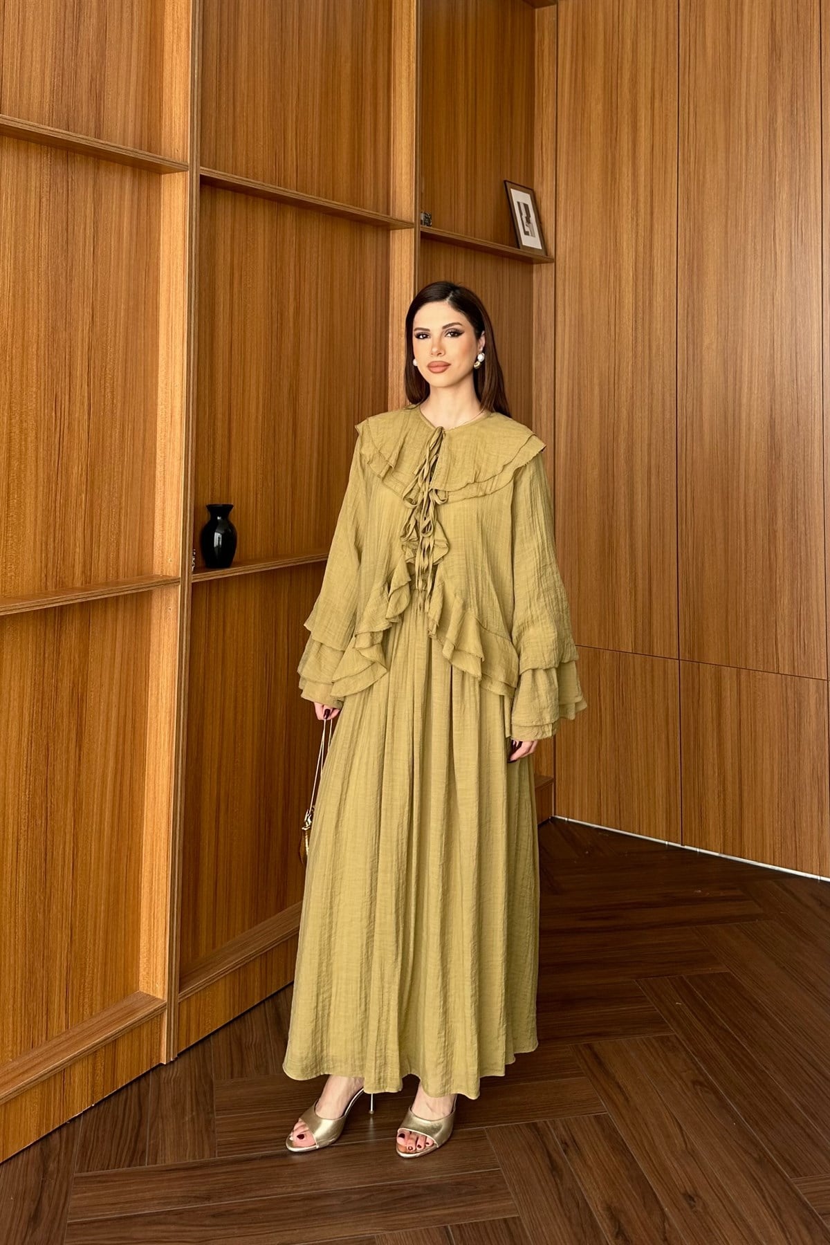 Bağlama Detay Etekli Takım - HAKİ