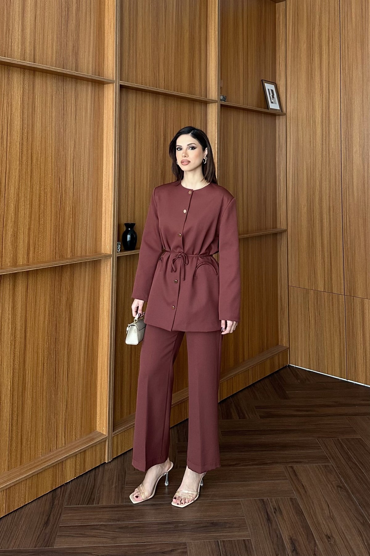 Gold Düğme Detaylı Pantolon Takım - TOPRAK