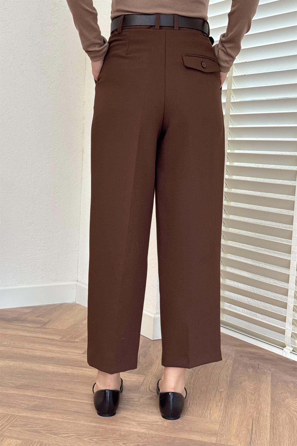 Kemerli Pensli Pantolon - KAHVERENGİ