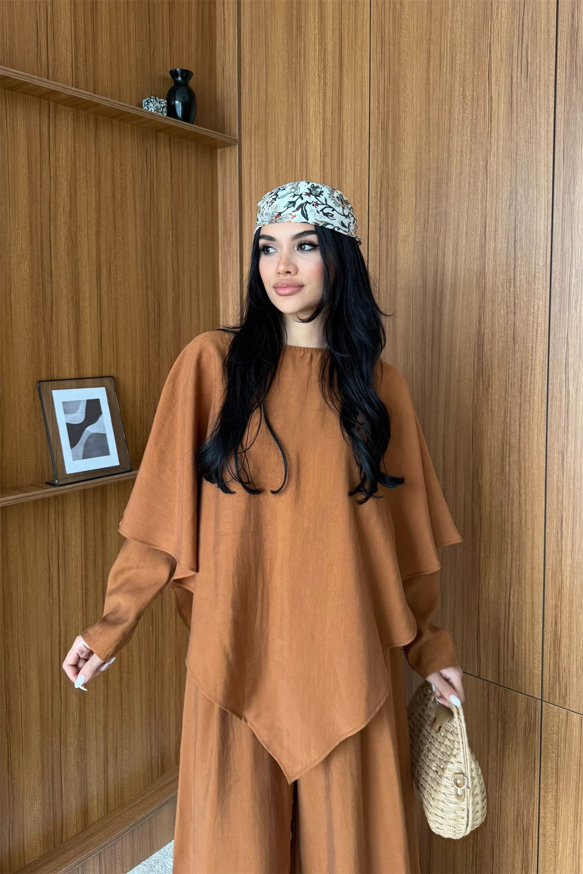 Pelerin Detaylı Asimetrik Kesim Takım - KİREMİT