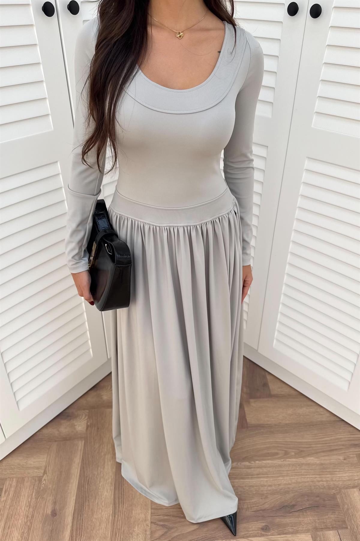 Sırt Detaylı Uzun Boy Elbise - GRİ